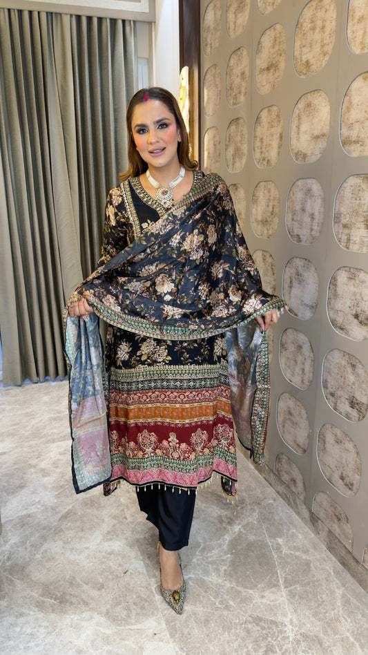 Beautiful black-based ethnic 3-piece suit set pc3366