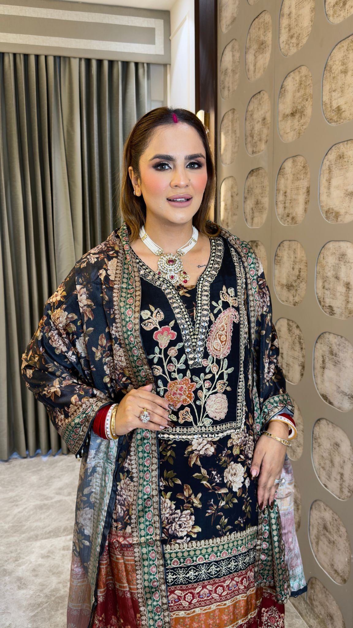Beautiful black-based ethnic 3-piece suit set pc3366