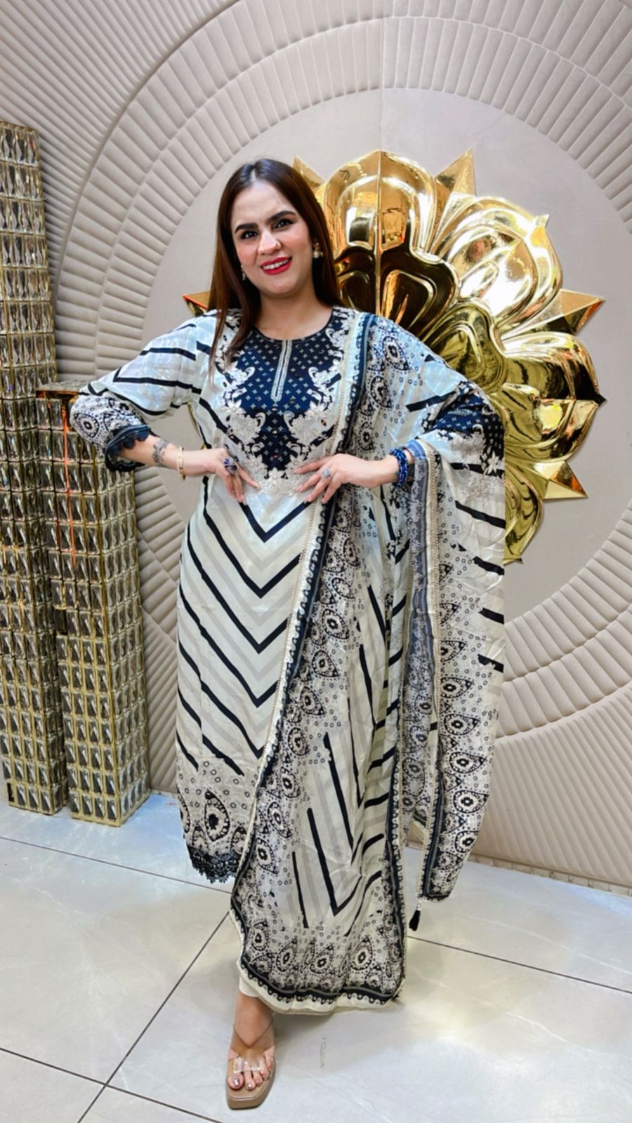 Beautiful Designer Suit PC1567