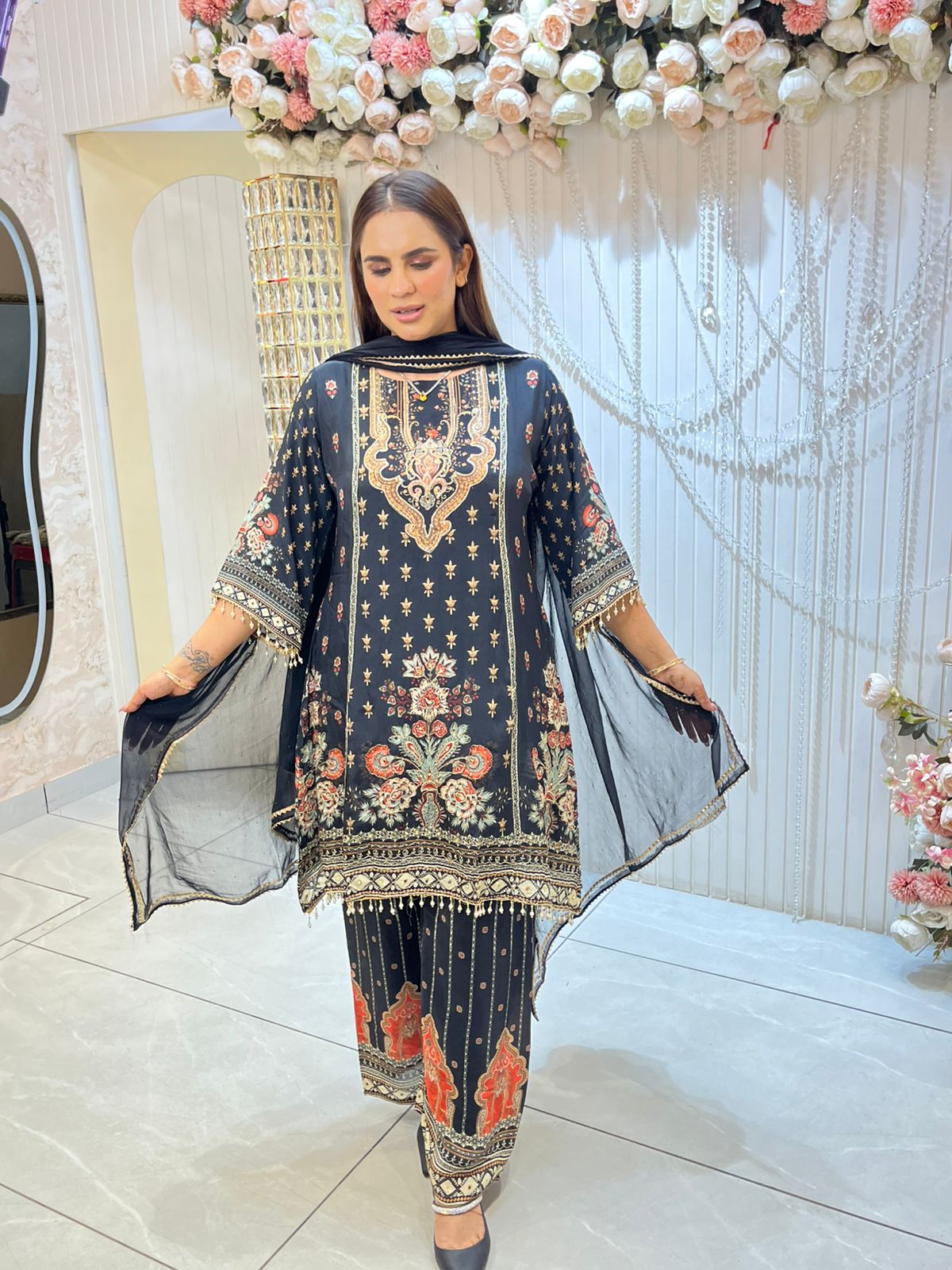 Beautiful Pattern Print Suit PC1458