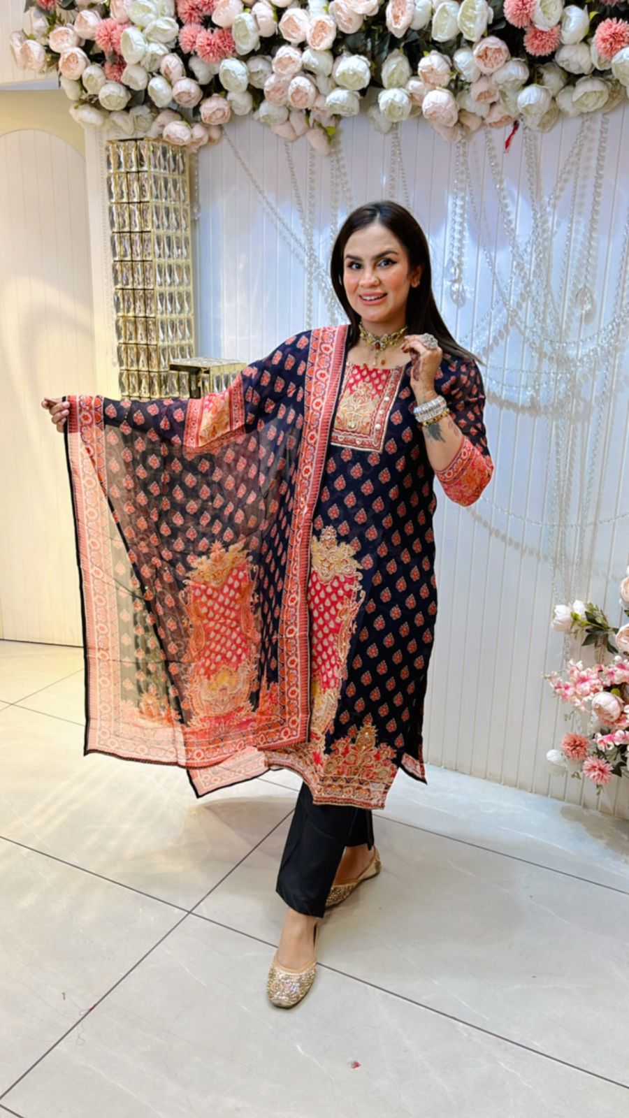 Beautiful Suit with Royal Design Print PC901