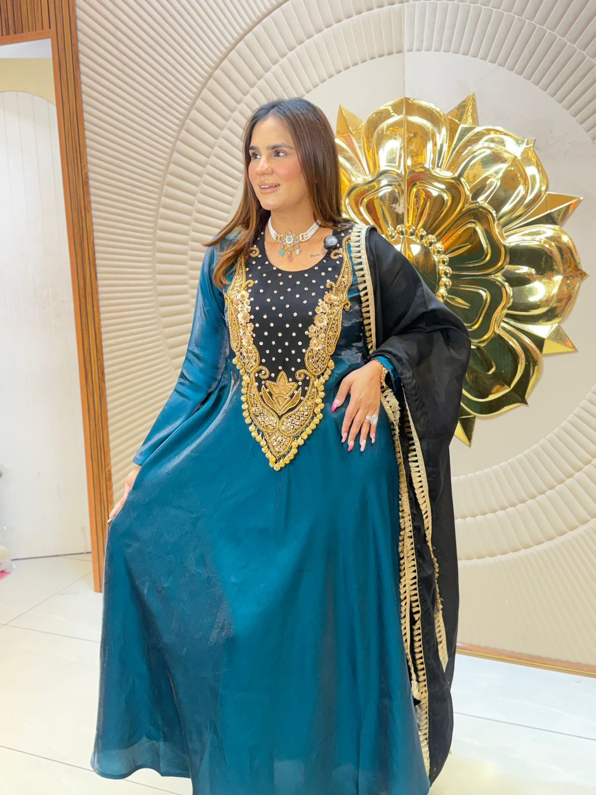 Beautiful elegant partywear suit pc2781