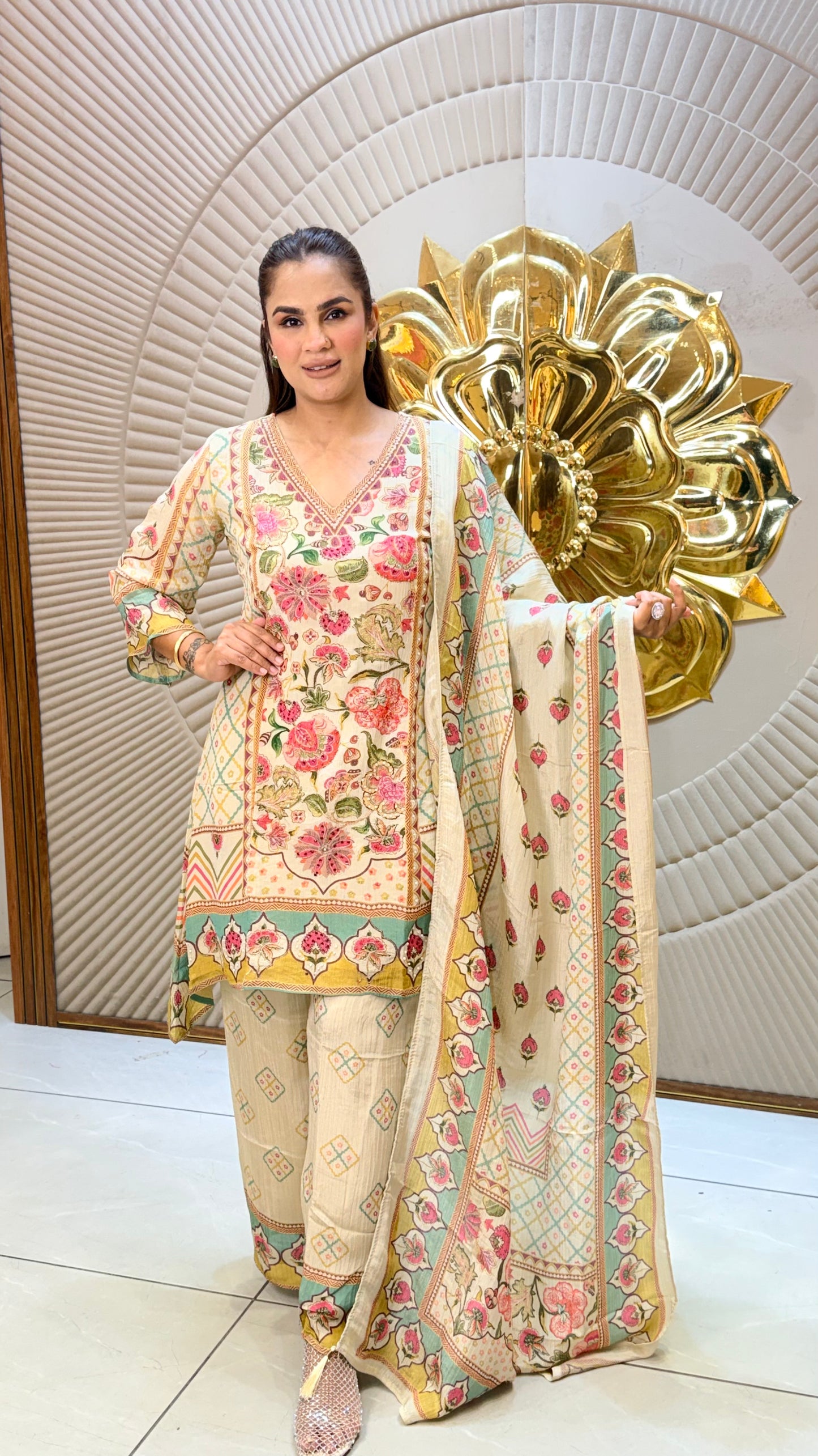 Beutiful elegant suit pc3374