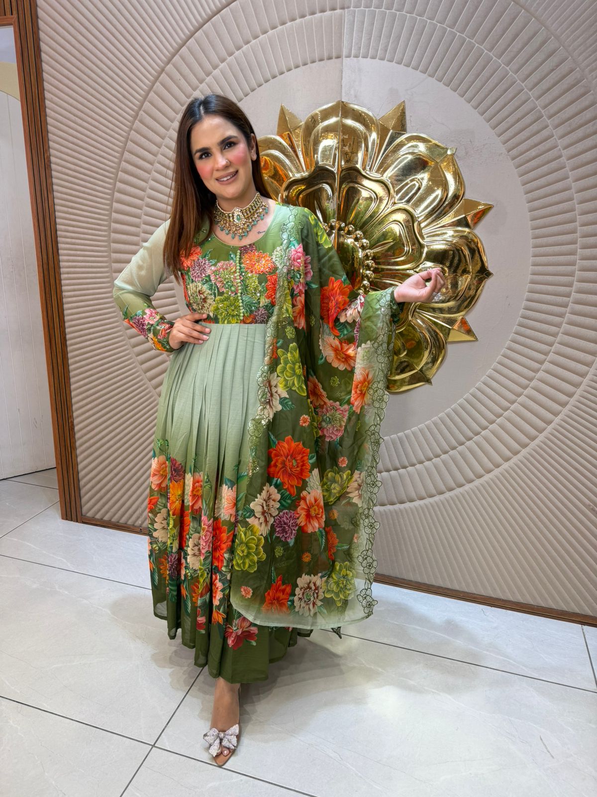 Beautiful elegant party wear suit pc2825