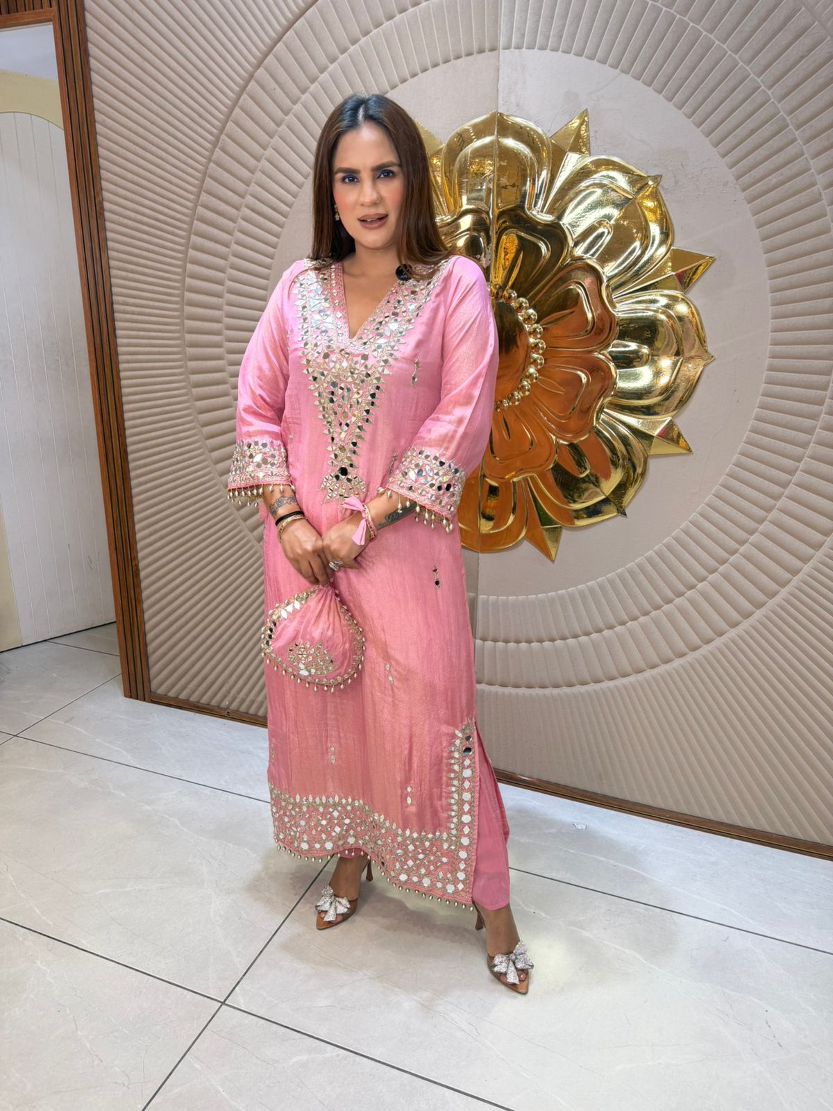 Beautiful elegant party wear kaftan pc 2589