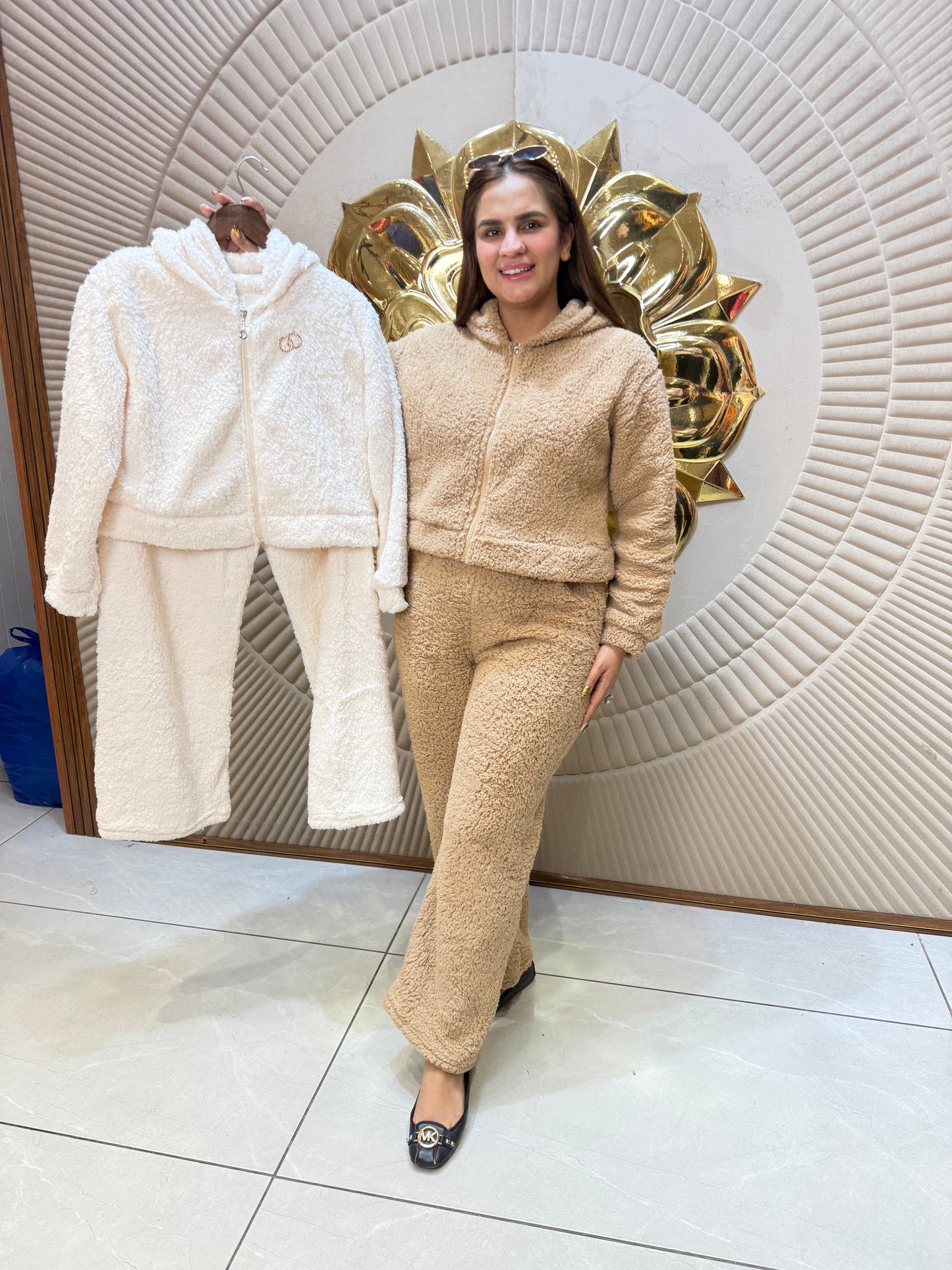 Beautiful elegant furry night suit pc2436