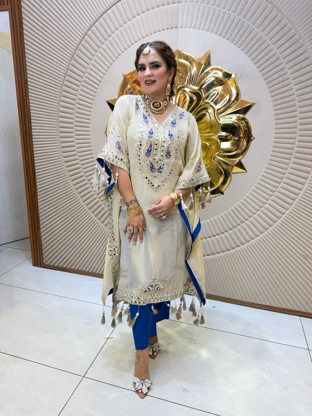 Beautiful elegent kaftan pc2507