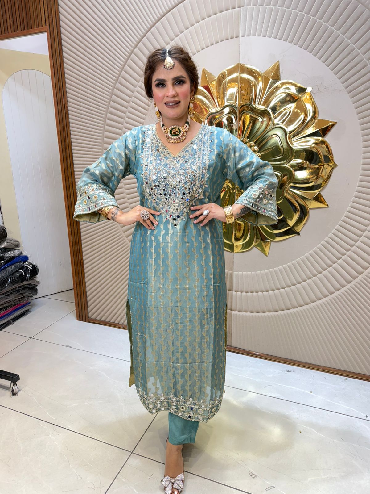 Beautiful elegent pakistani cotton suit pc2502