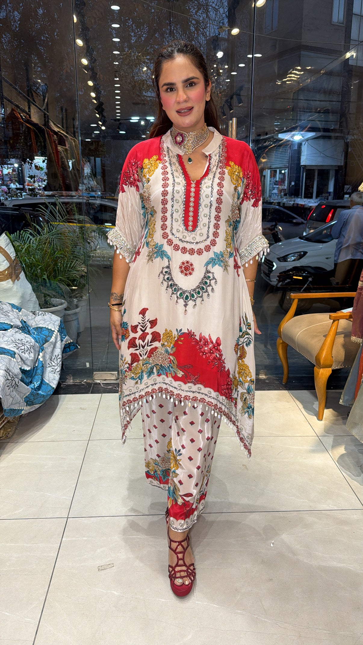 Beautiful elegant cord-set pc2648