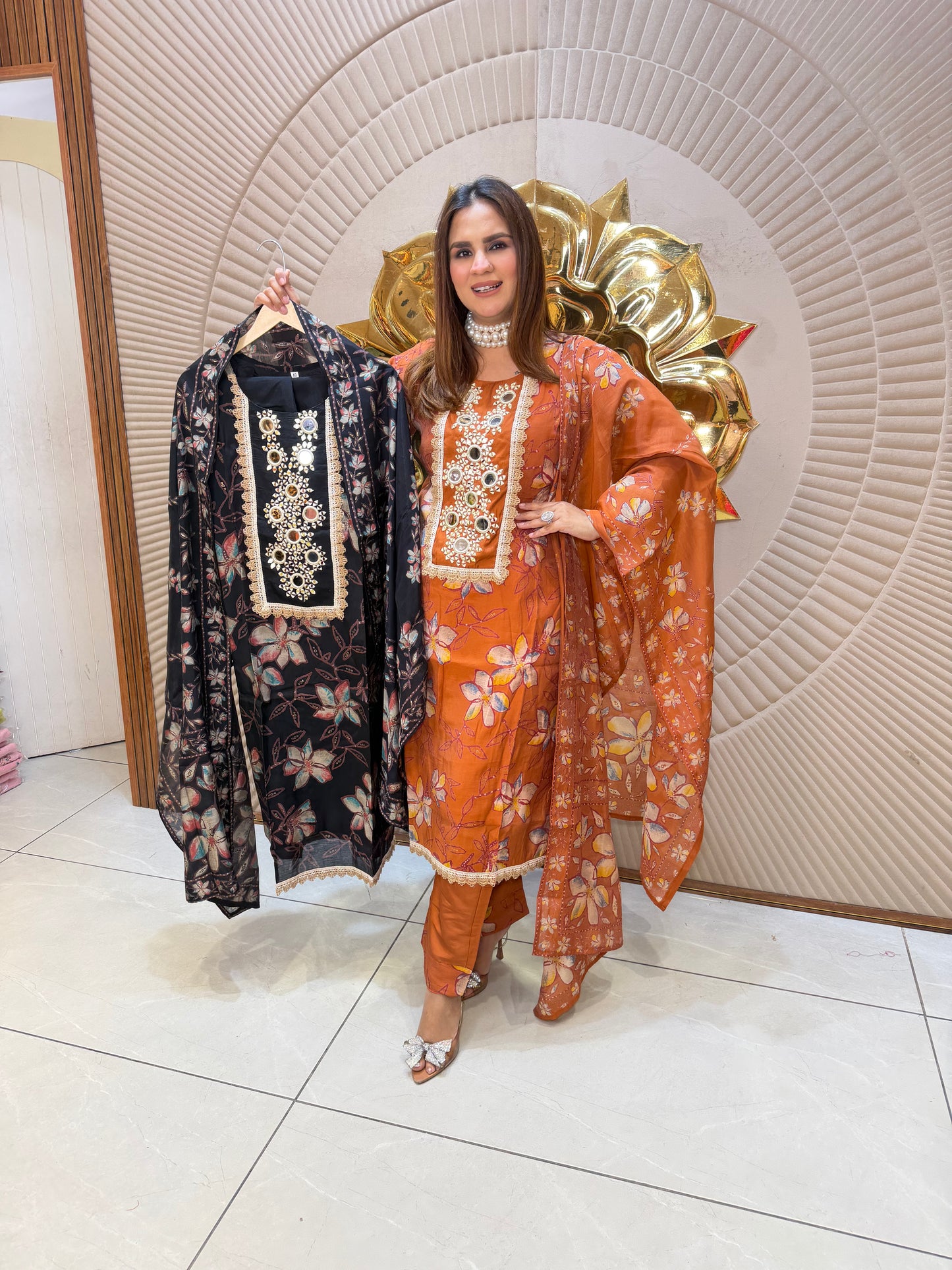 Beutiful elegant partywear suit pc2678