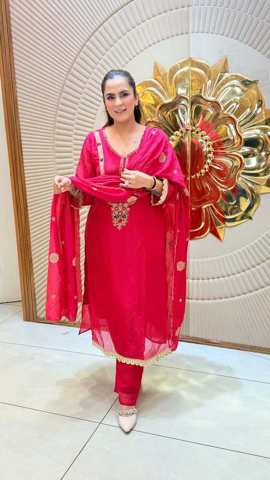 Elegant Hot pink traditional kurta set Pc3619