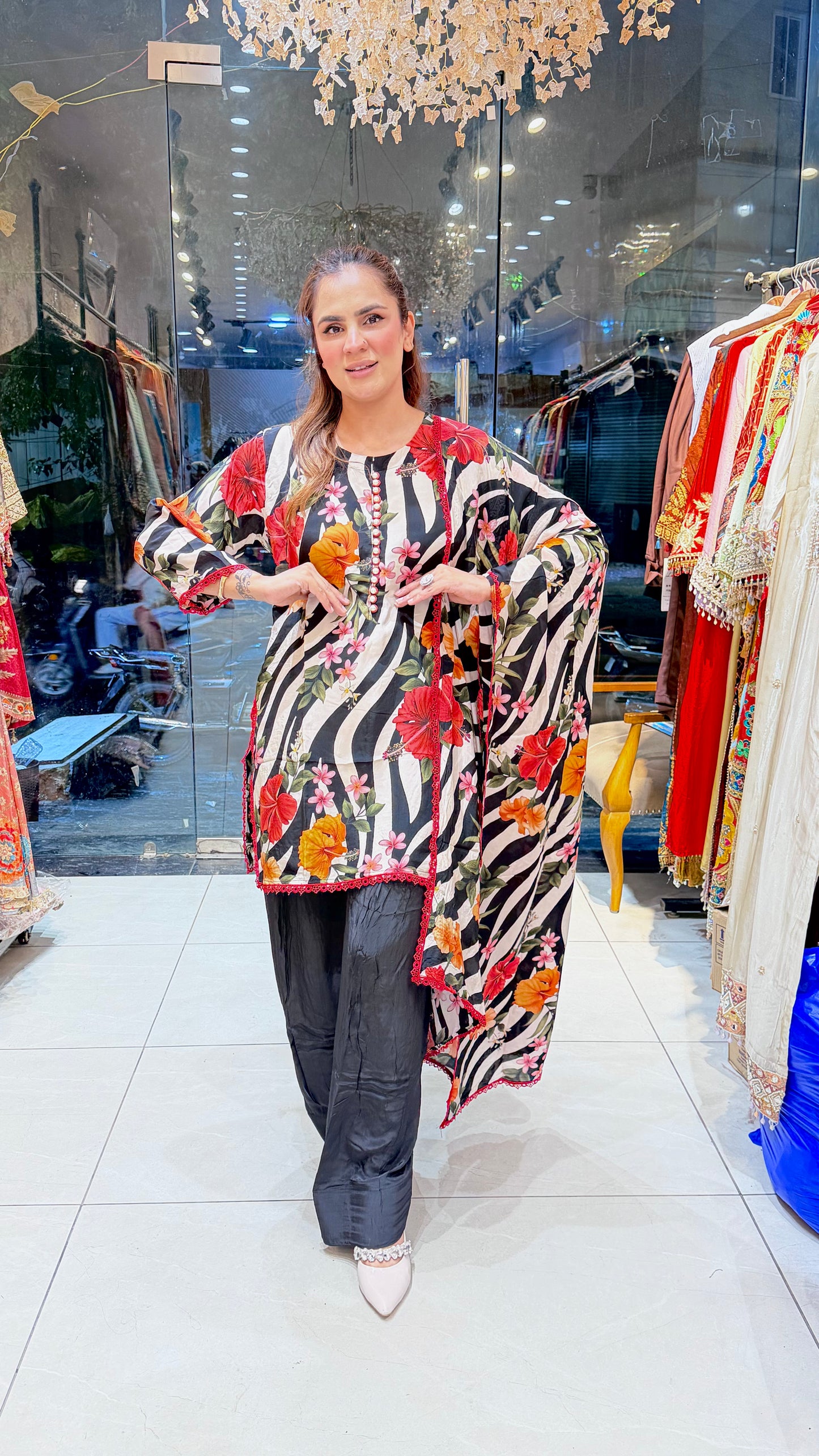 Elegant black and white zebra-striped tunic suits set Pc3623