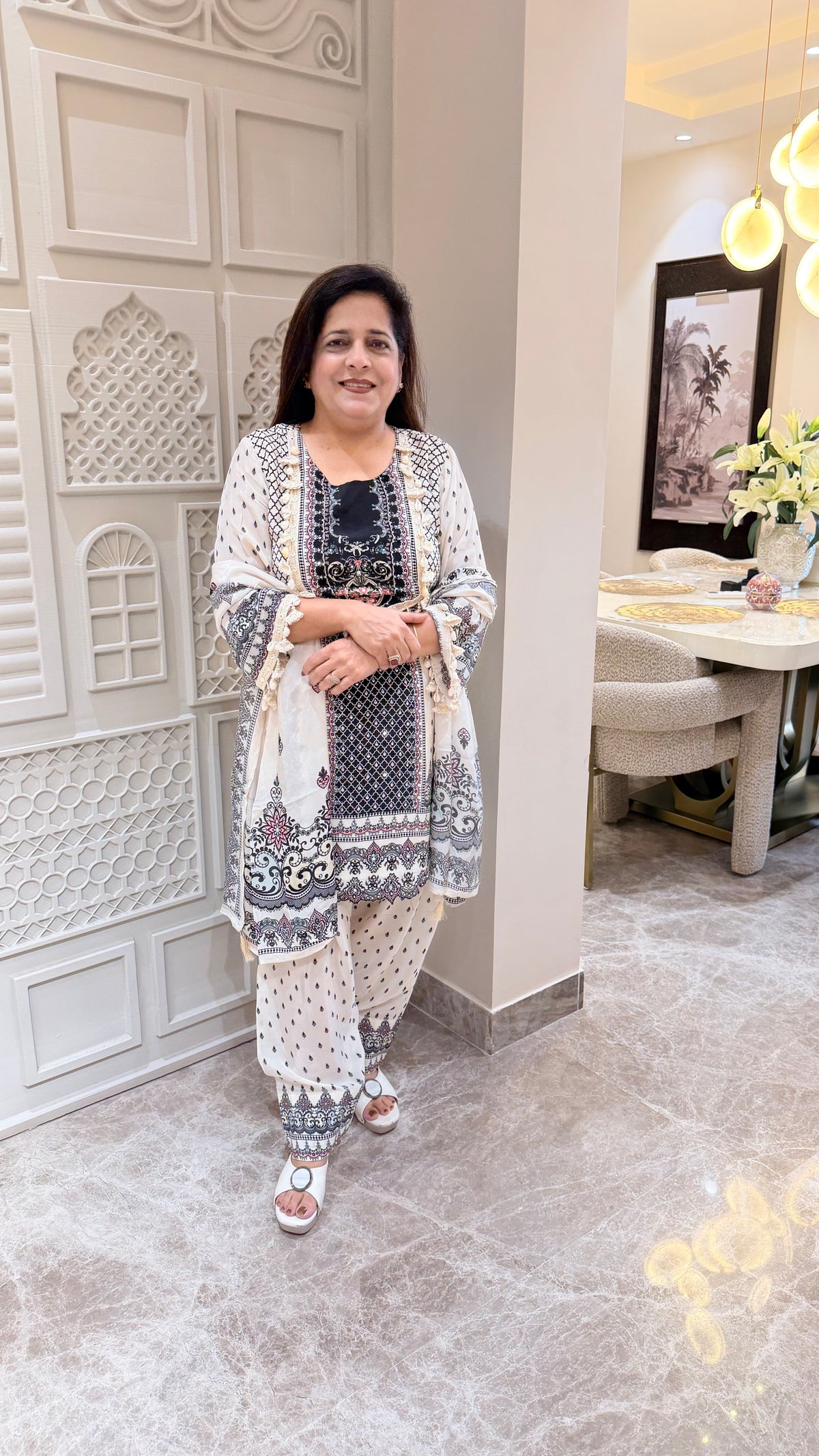 Elegant black-and-white placement print kurta set PC3714