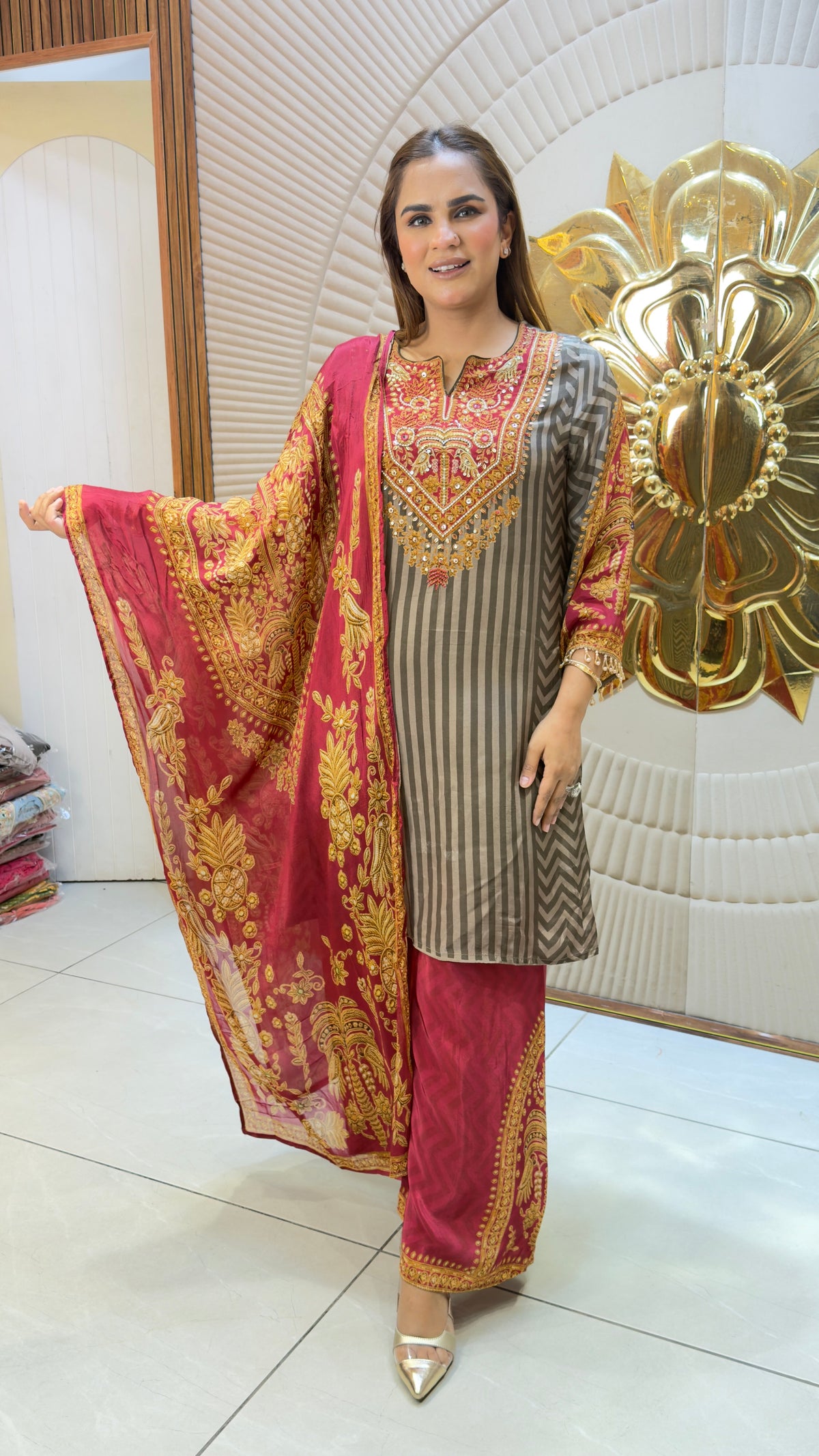 Beautiful traditional three-piece ethnic suit set PC3736