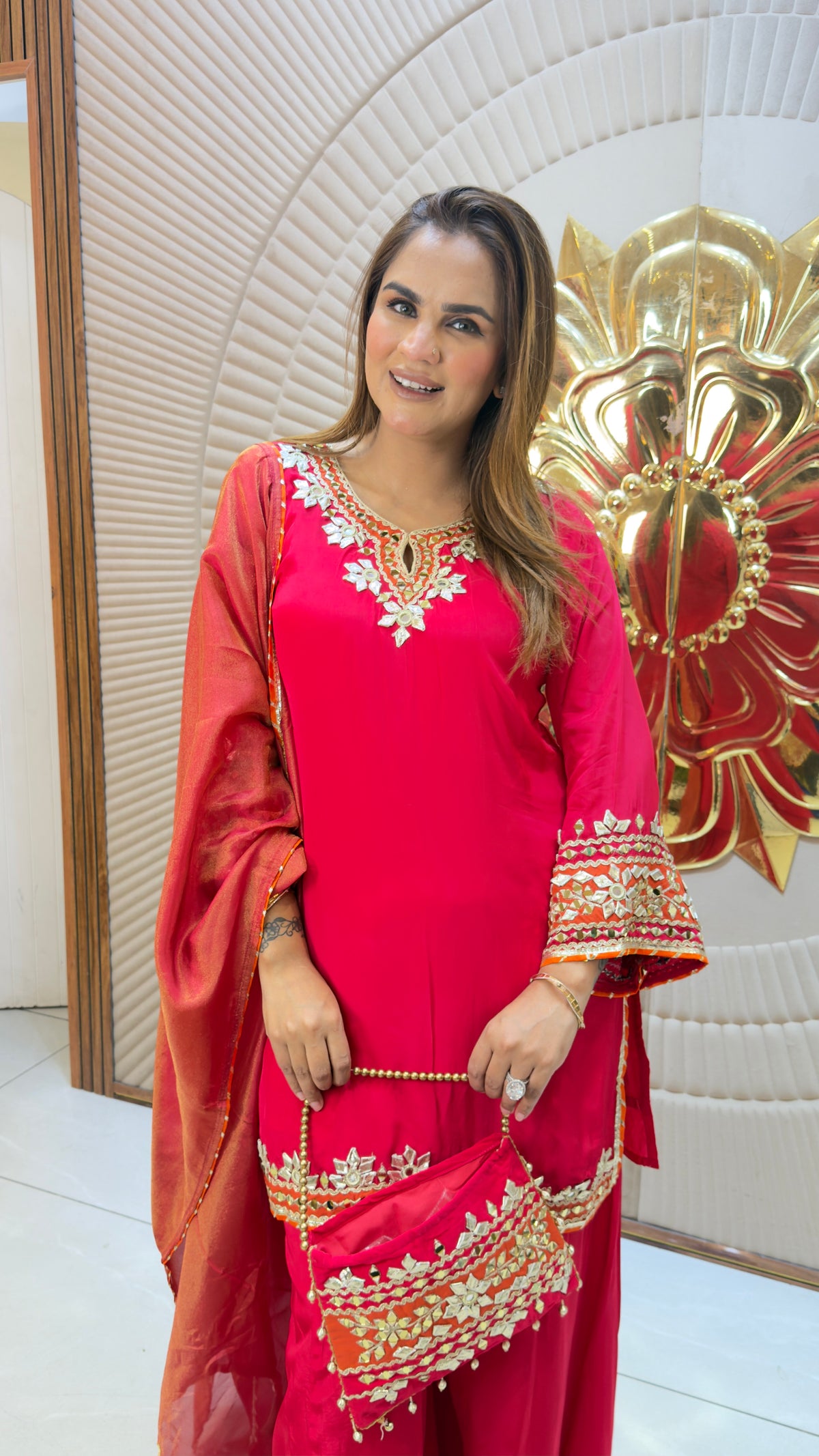 Beautiful Ethnic outfit features an embroidered V-neck kurta PC3739