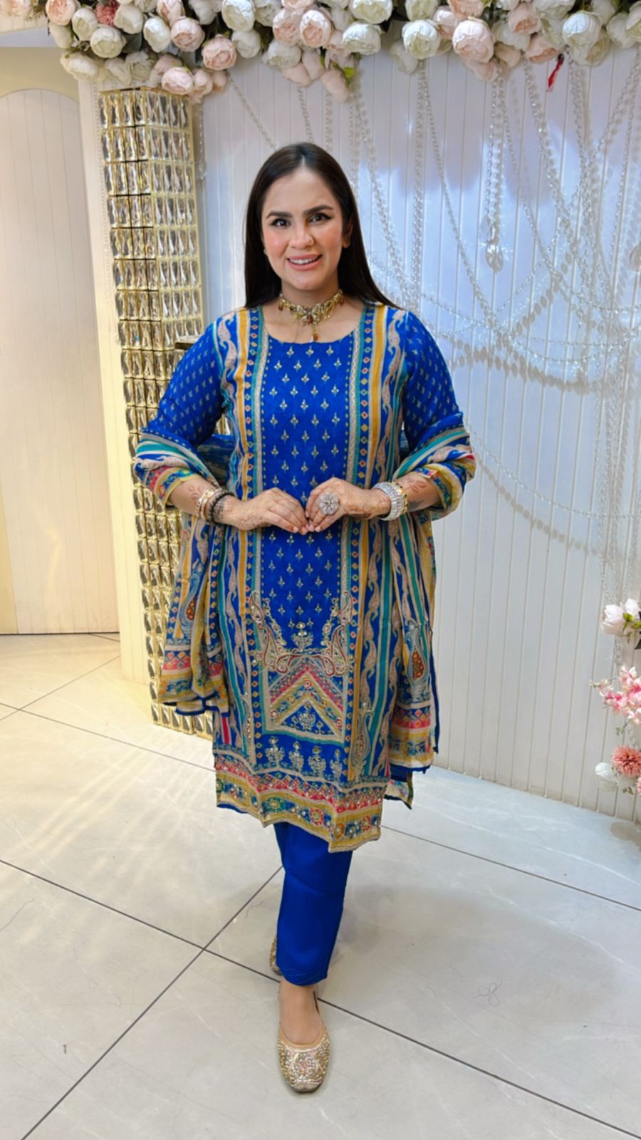 Stunning Royal Suit PC897