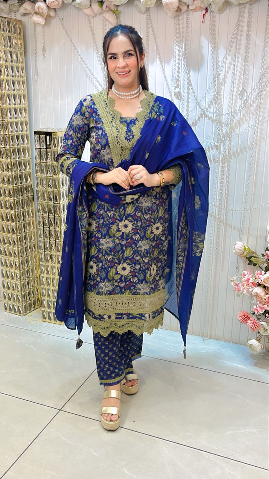Very Beautiful and Elegant Ethnic Suit PC1232