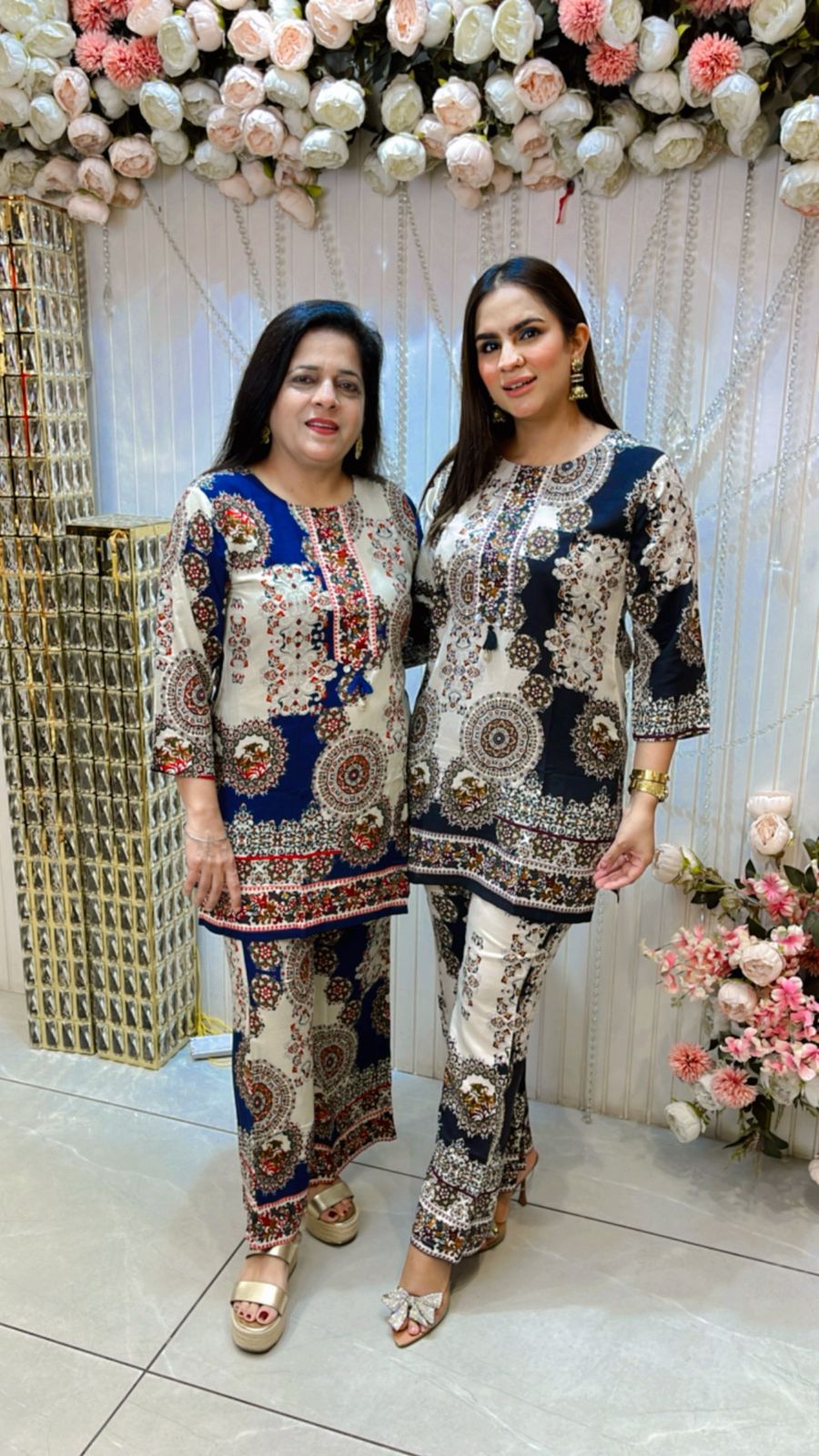 Very Comfortable Digital Print Cordset PC1305