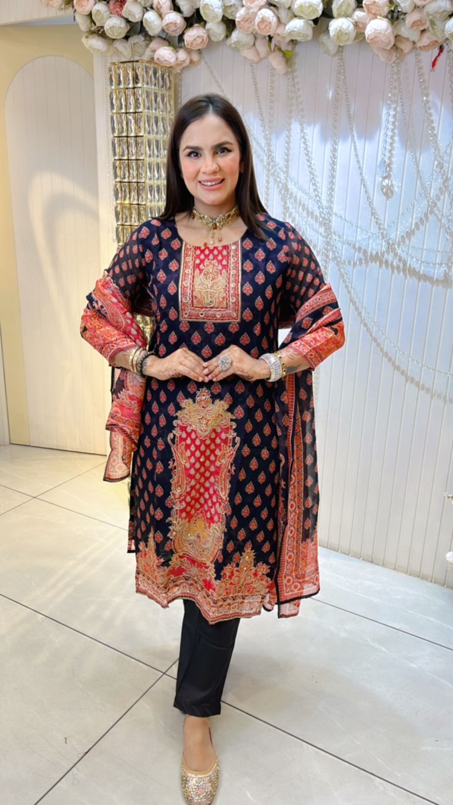 Beautiful Suit with Royal Design Print PC901