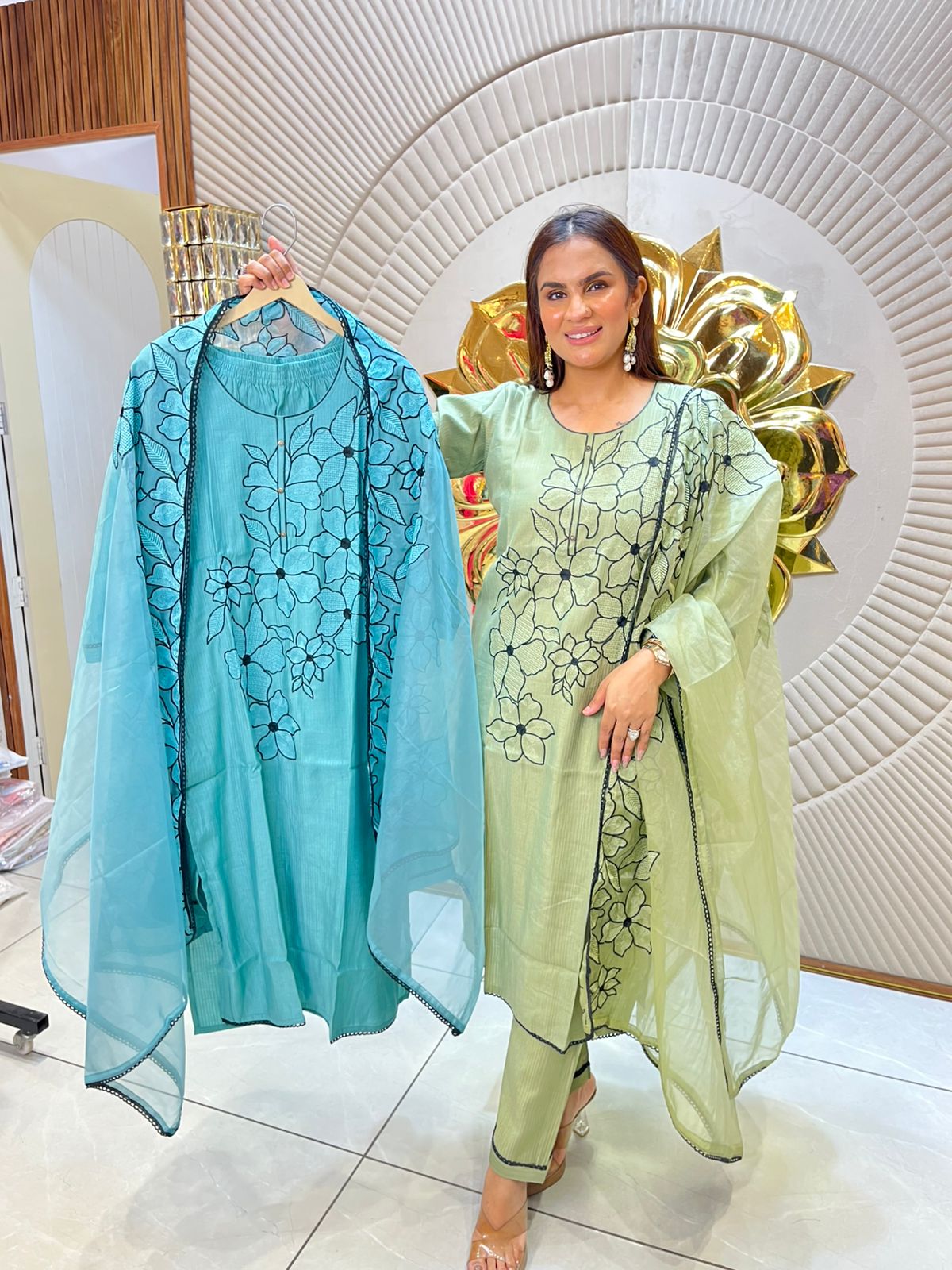 Beautiful Floral Suit PC1603