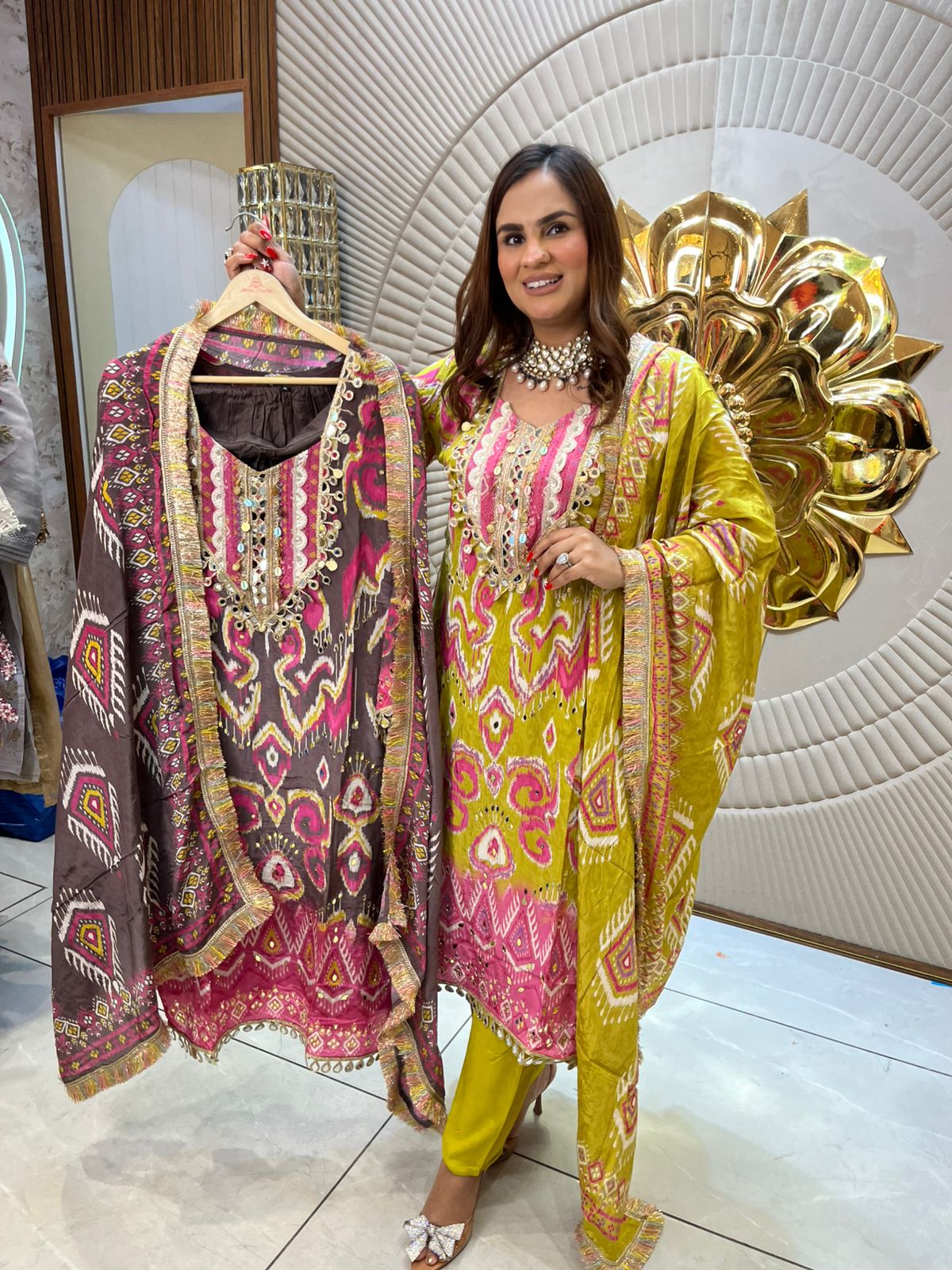 Beautiful Pattern Print Suit PC1622