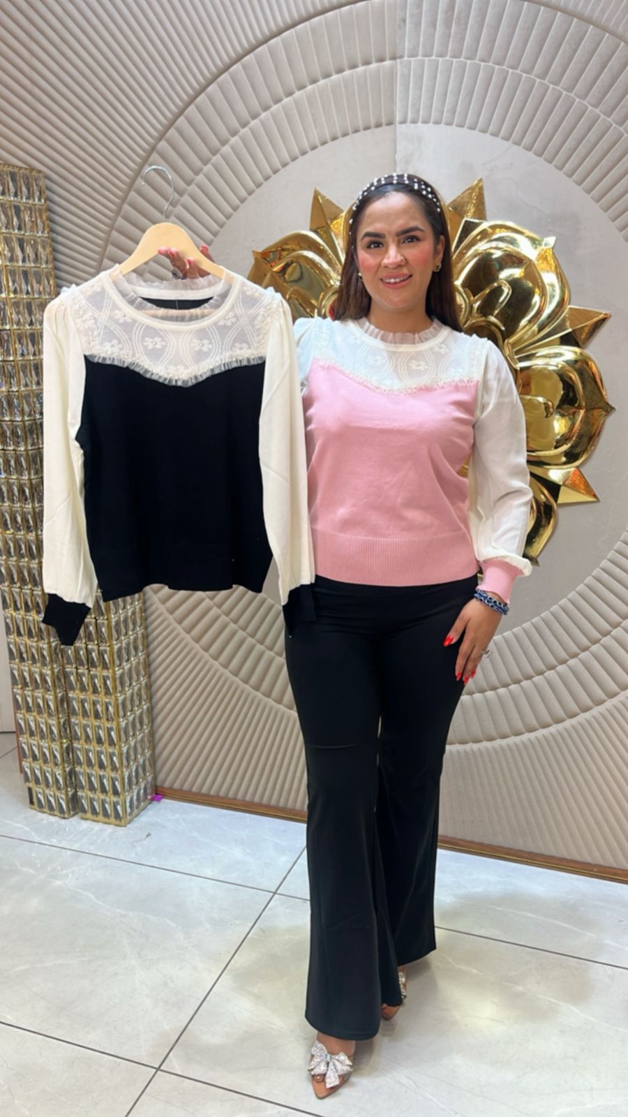 Pretty T-Shirt With Crosia Fabric Sleeves PC1646