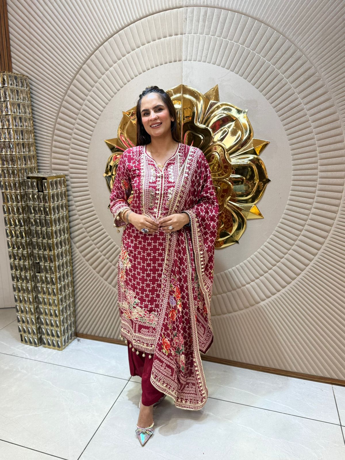 Very Beautiful Suit With Flower Design PC1687
