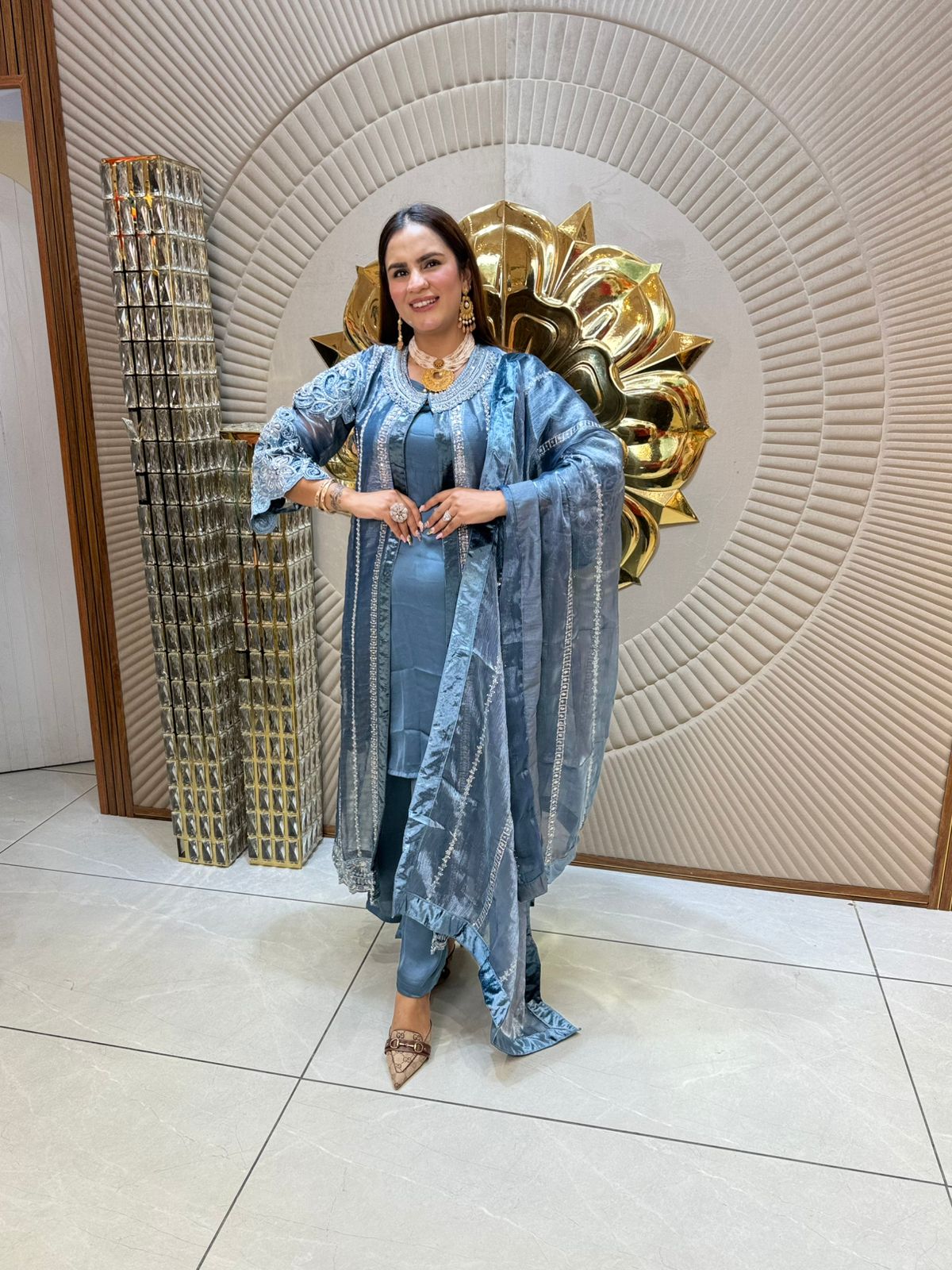 Beautiful Designer Suit With Shrug PC1727