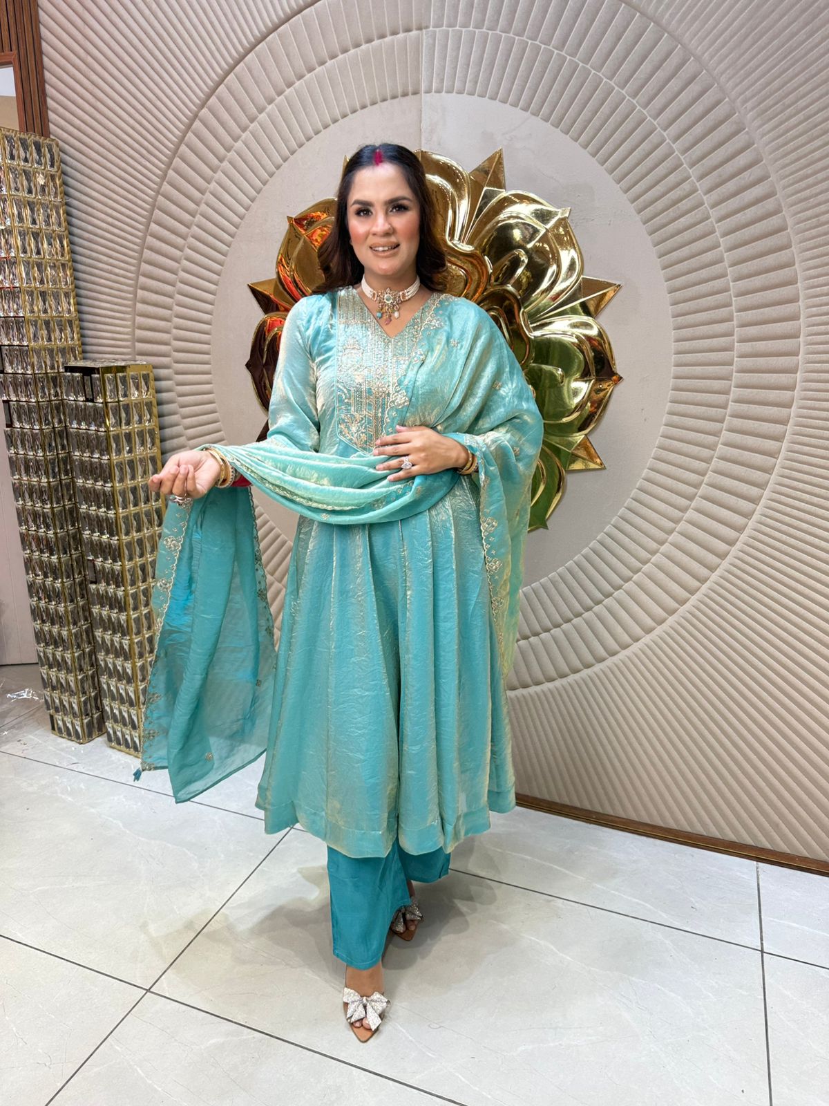 Stunning Long Suit PC1981