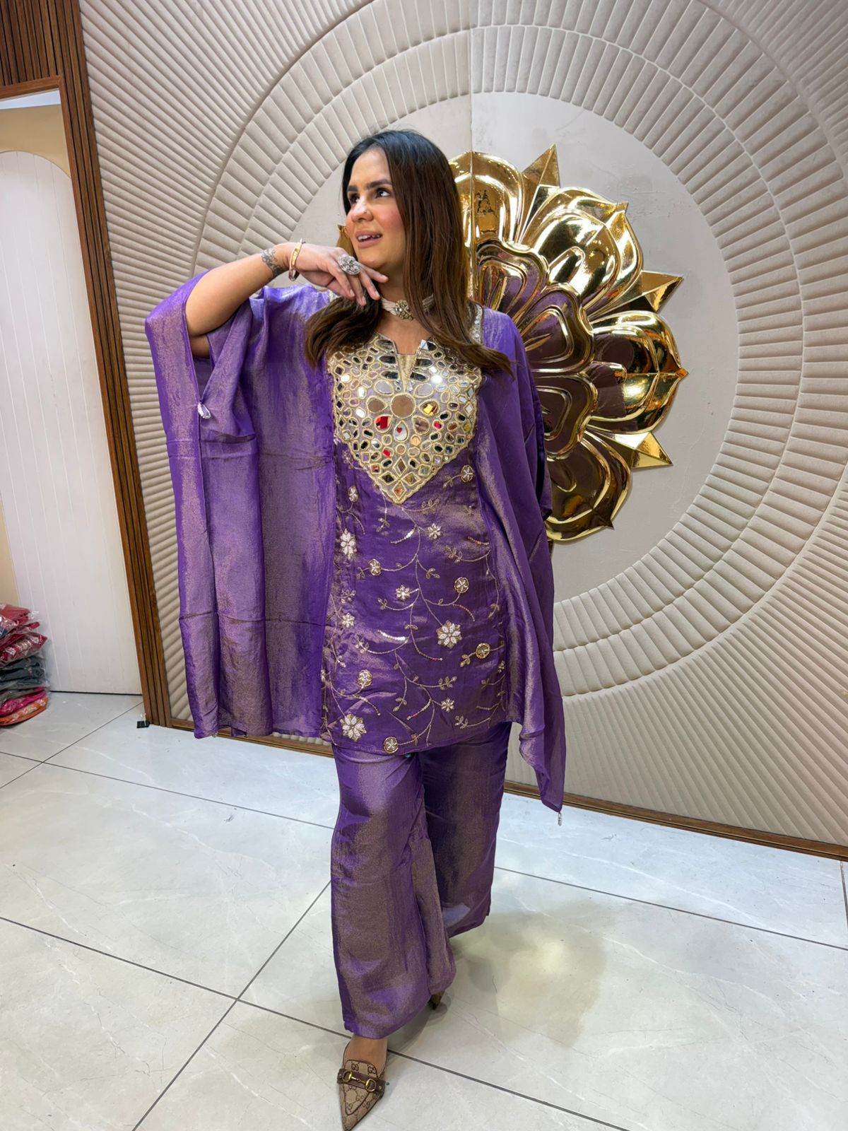 Stunning Kaftan Co-Ord Set With Mirror Work PC1995