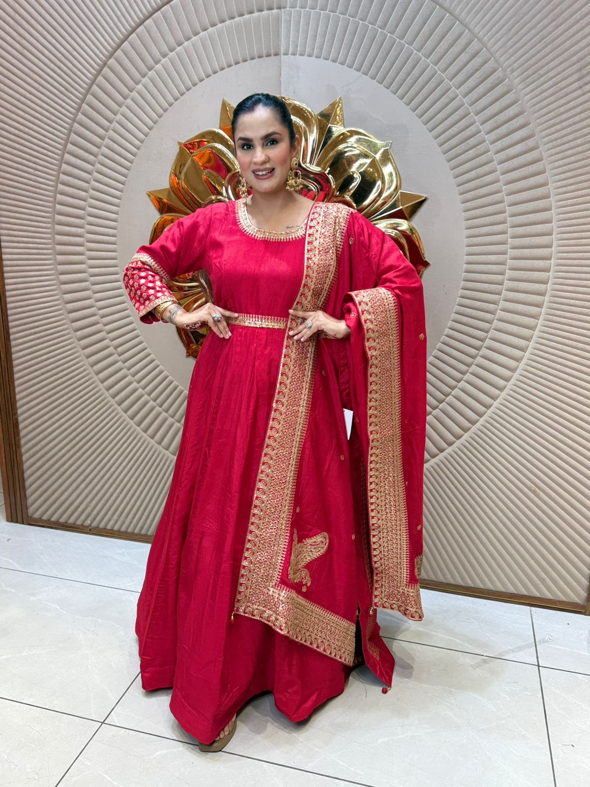 Beautiful Long Suit With Heavy Dupatta PC2023