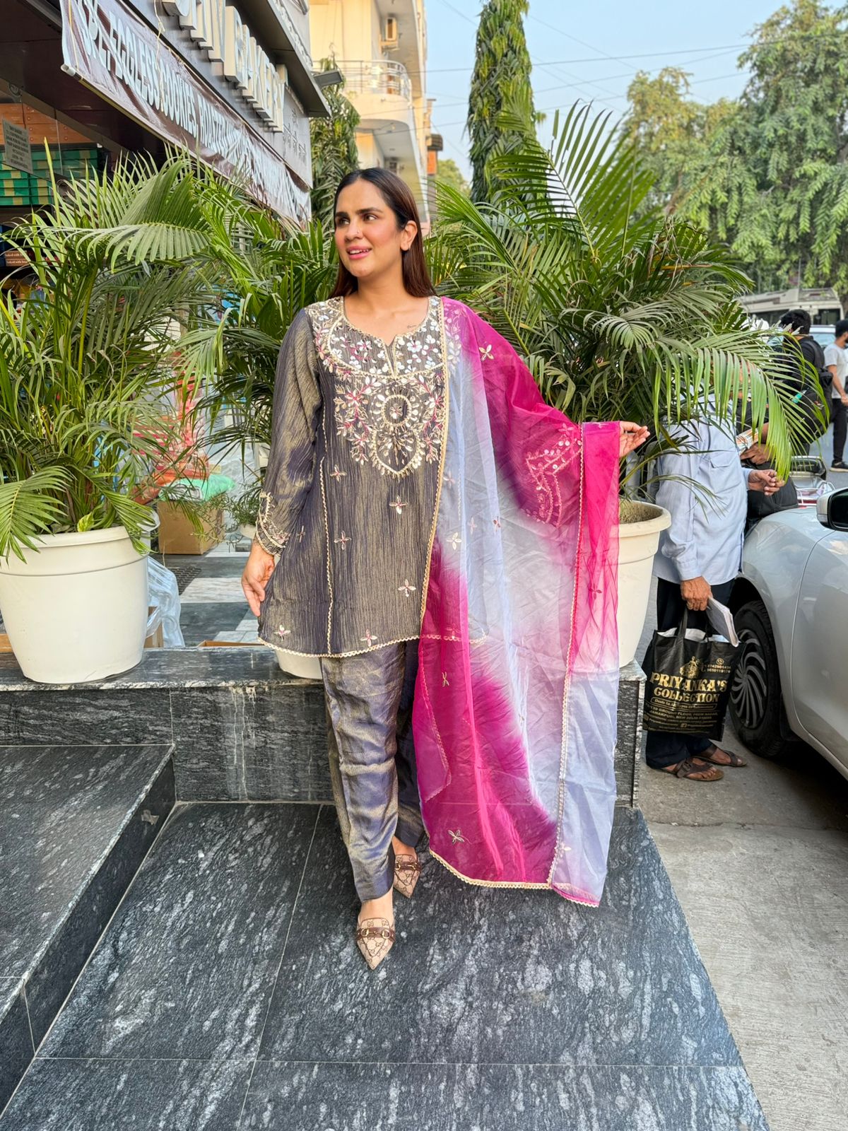 Elegant Short Suit With Dupatta PC2033