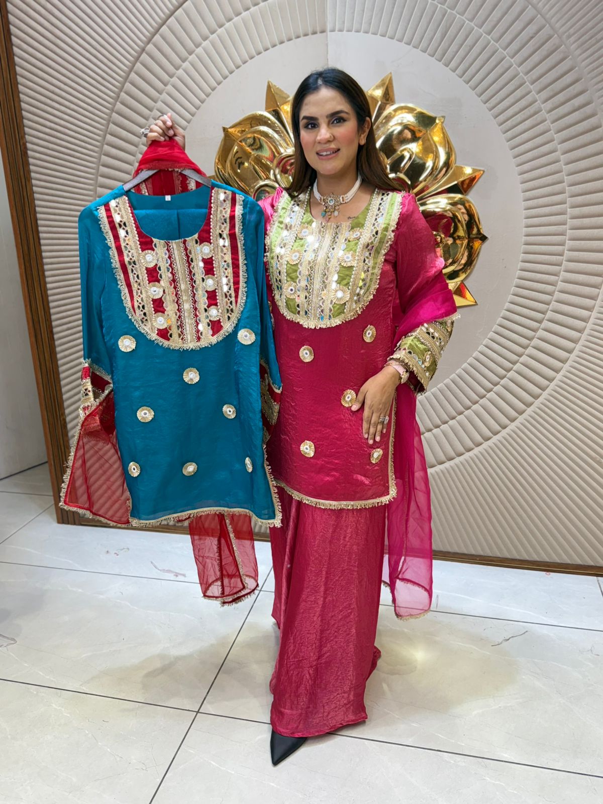 Elegant Short Suit PC2090