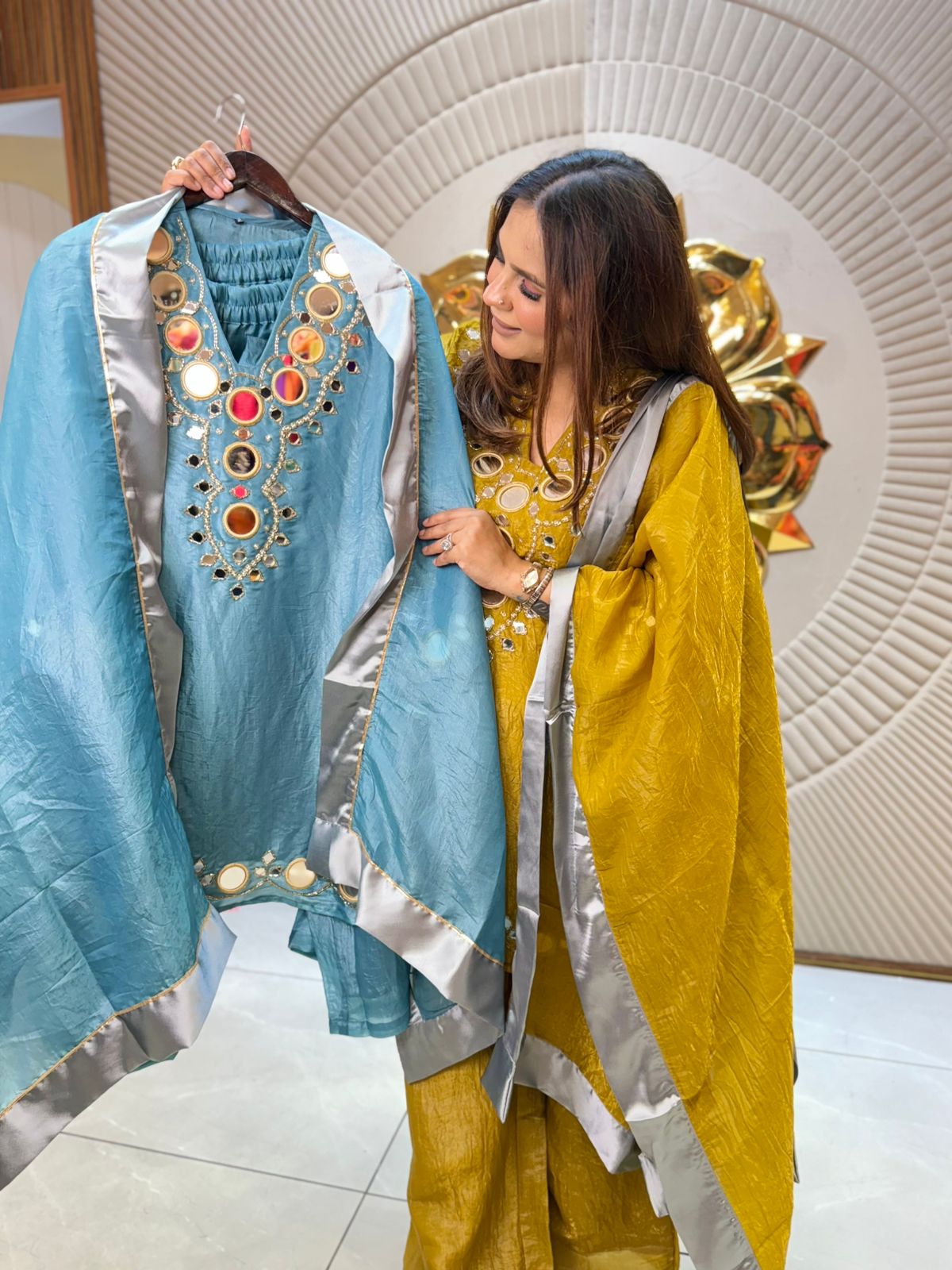 Beautiful With Mirror Work PC2107