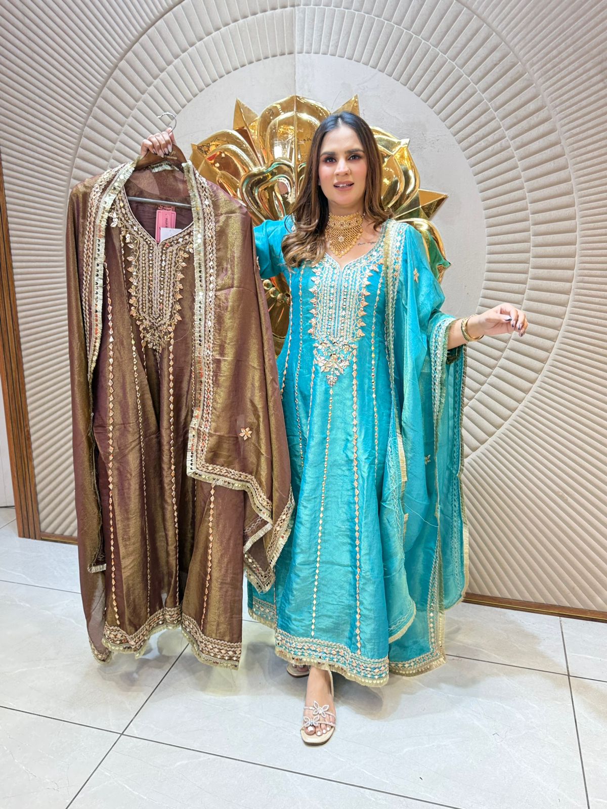 Beautiful Long Suit PC2202