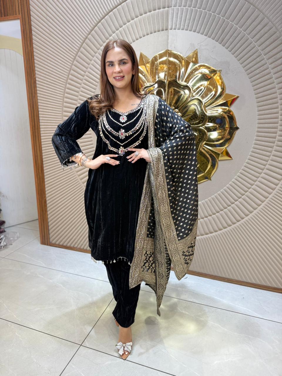 Beautiful Velvet Suit PC2277