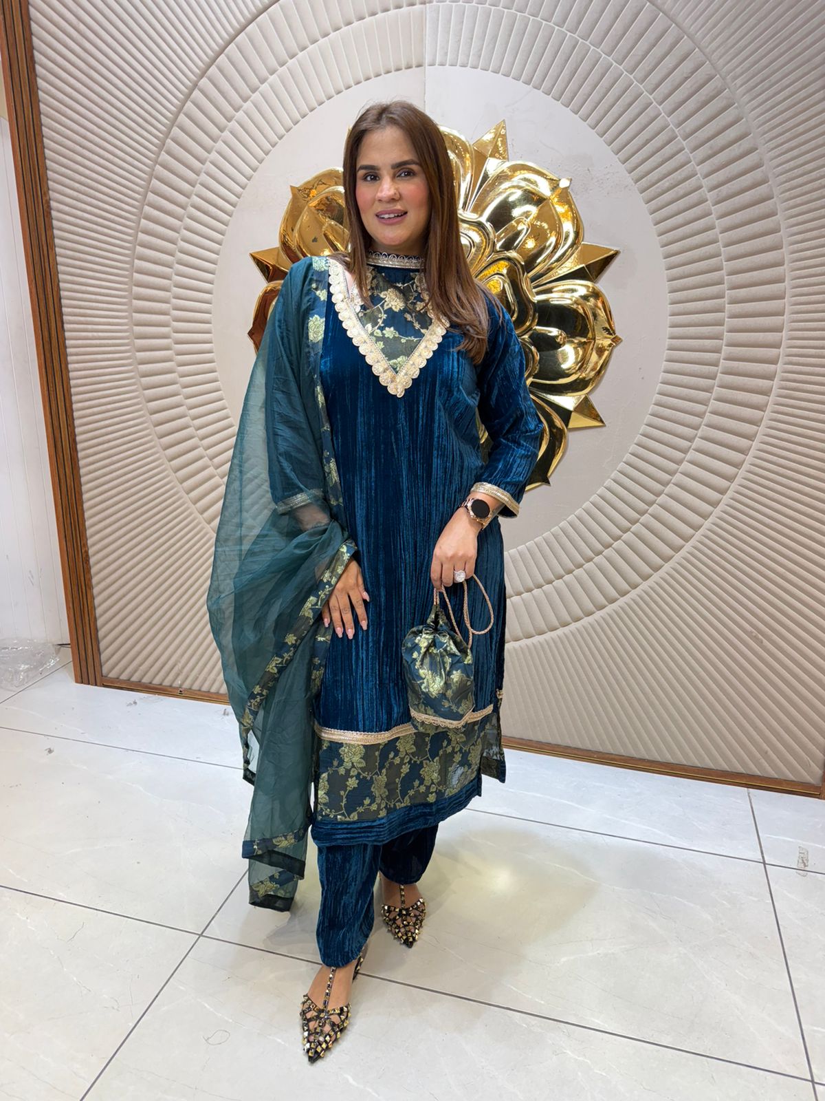 Elegant Vetvet Dress PC2375