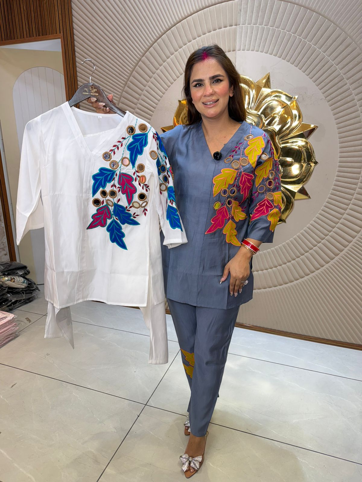 V-Neck Co-Ord Set With Beautiful Thread Work PC2750