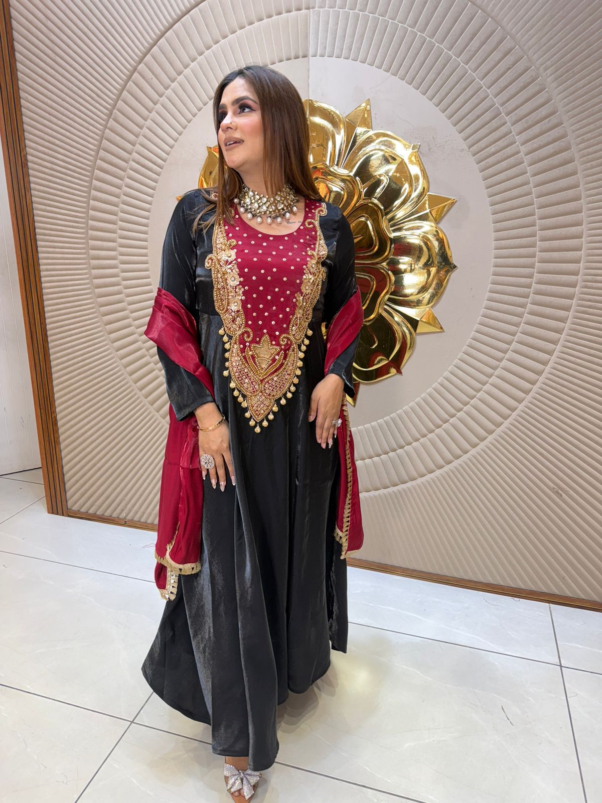 Beautiful Long Suit With Neck Design PC2809