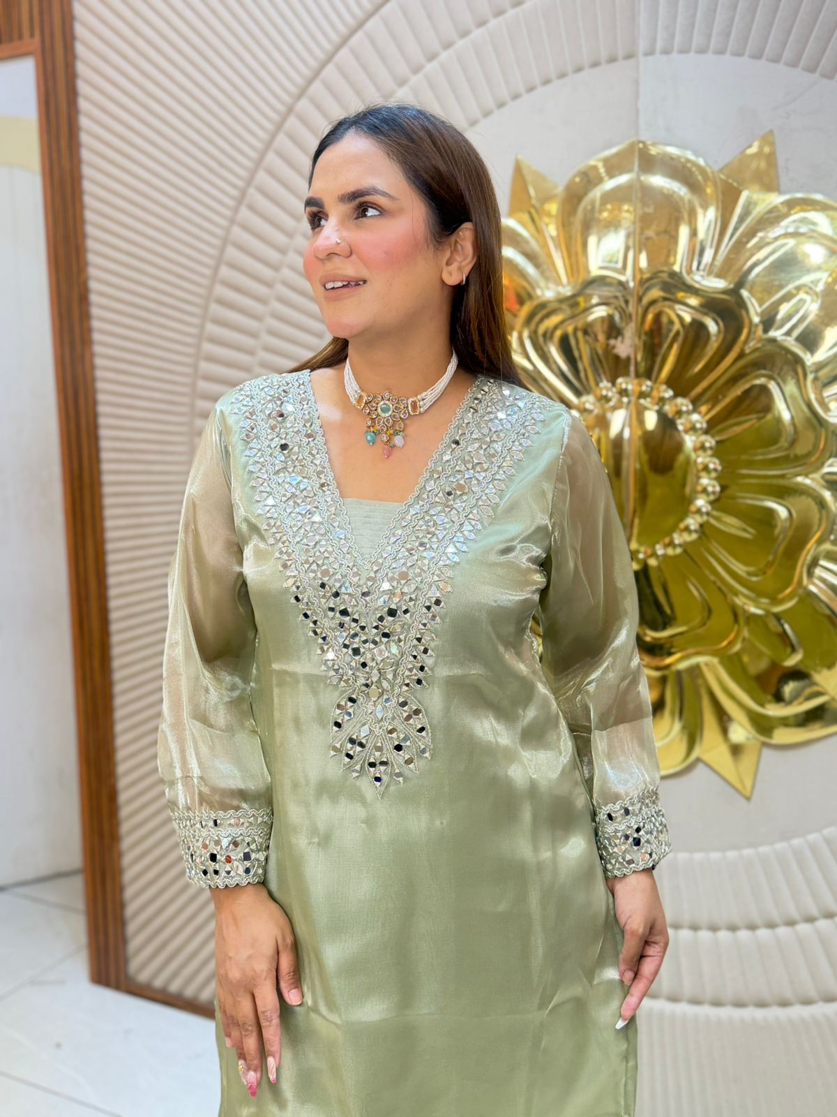 Beautiful Neck Work Suit PC2829
