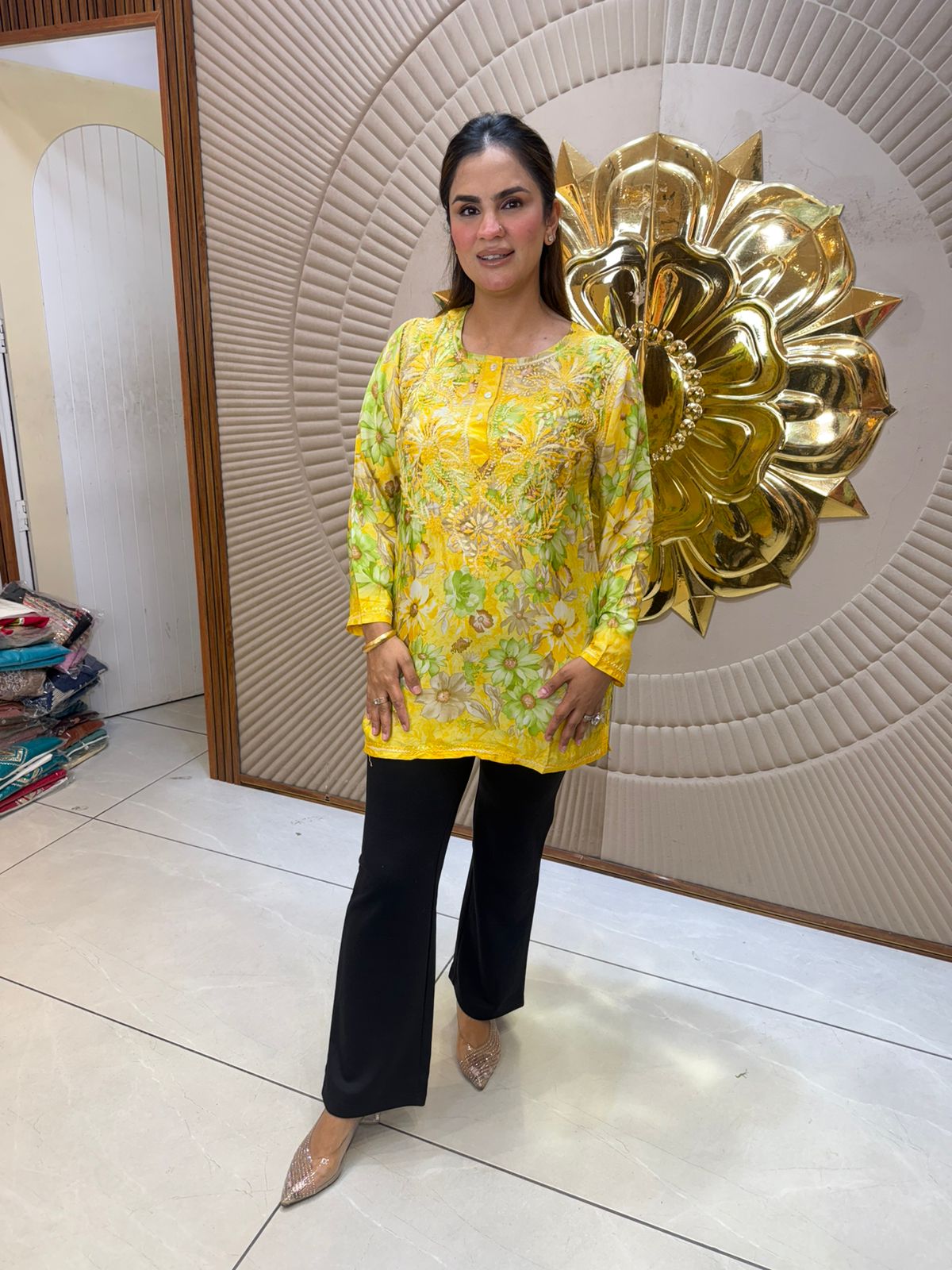 Beautiful Flower Print Short Kurti PC3046