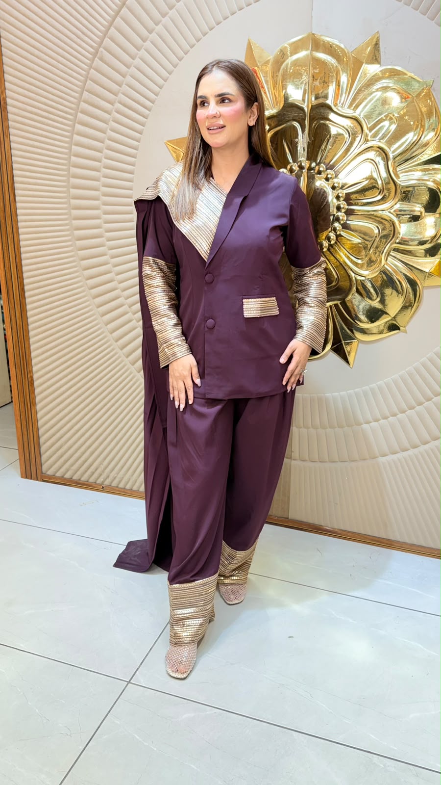 beautiful blazer top paired with matching pants pc3354