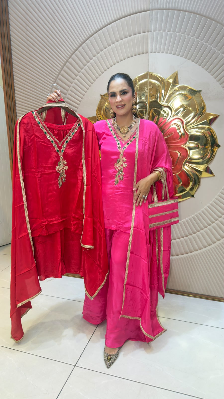 Beautiful fuchsia embroidered kurta set pc3335