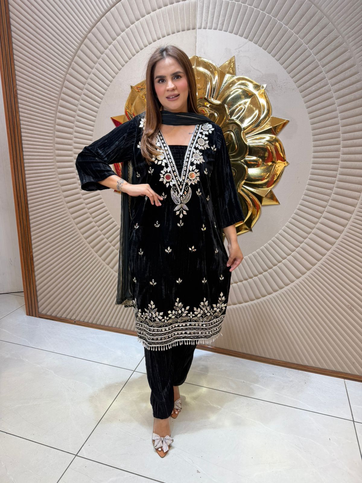 Beautiful Velvet Suit With Heavy Work PC2519