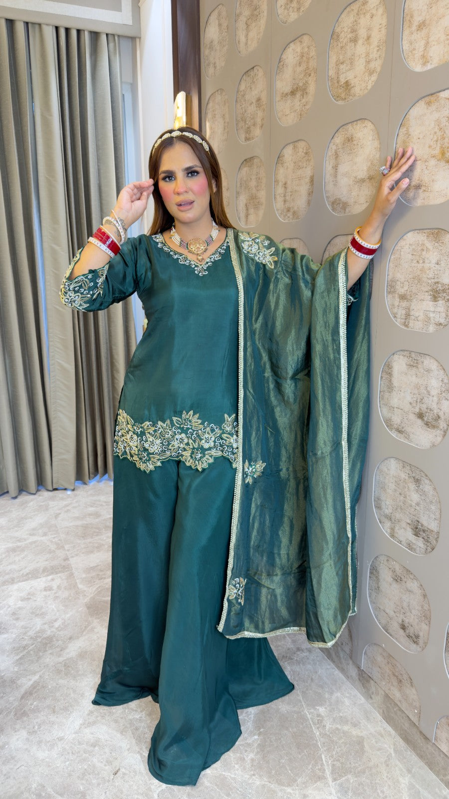 Beutiful elegant paetywear suit pc3385