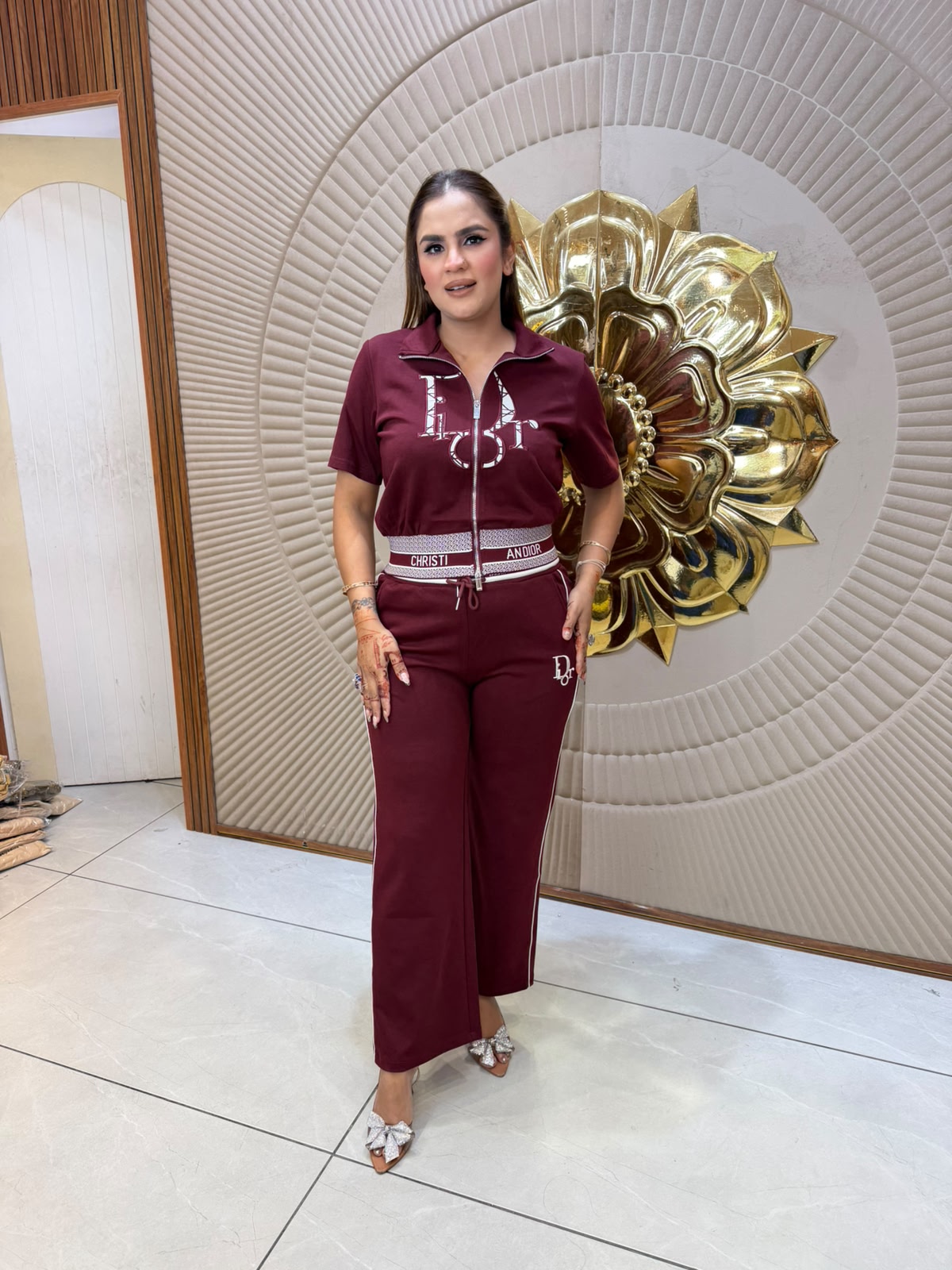Beutiful elegant tracksuit pc3151