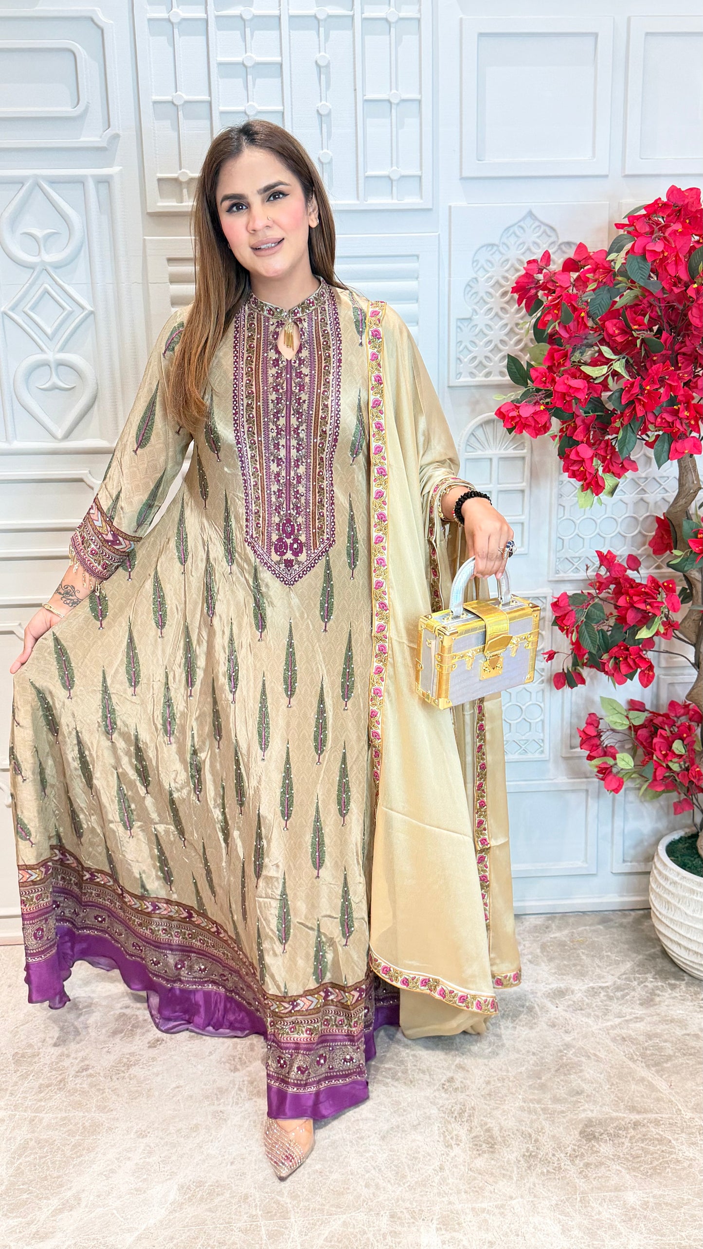 Beutiful elegant suit pc 3637