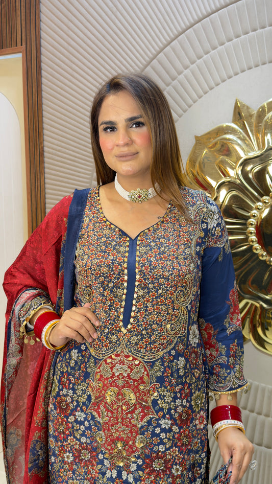 Beautiful elegant suit in crape pc3821
