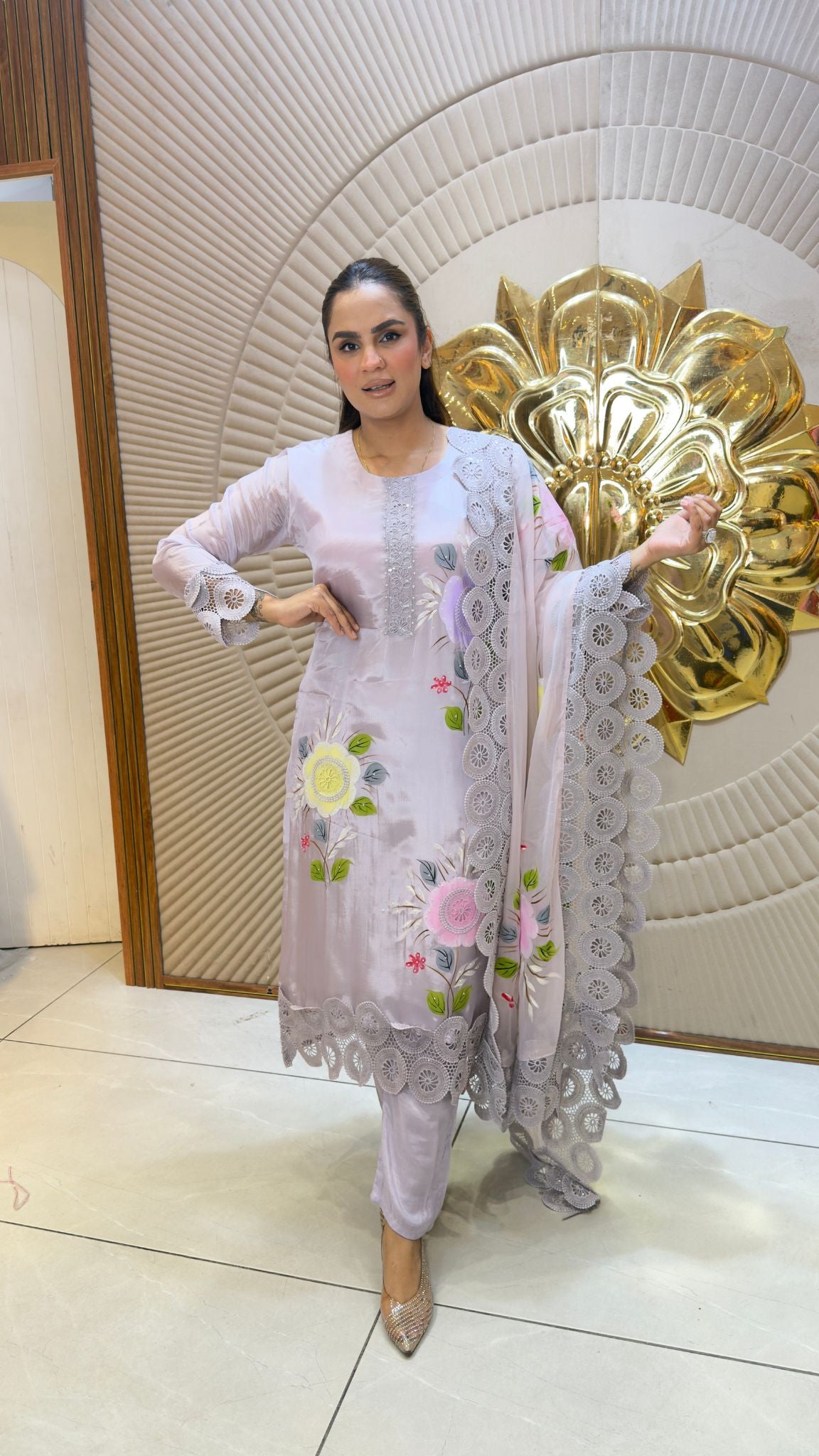 Beautiful floral hand-painted and embroidered silk 3-piece suit set pc3394