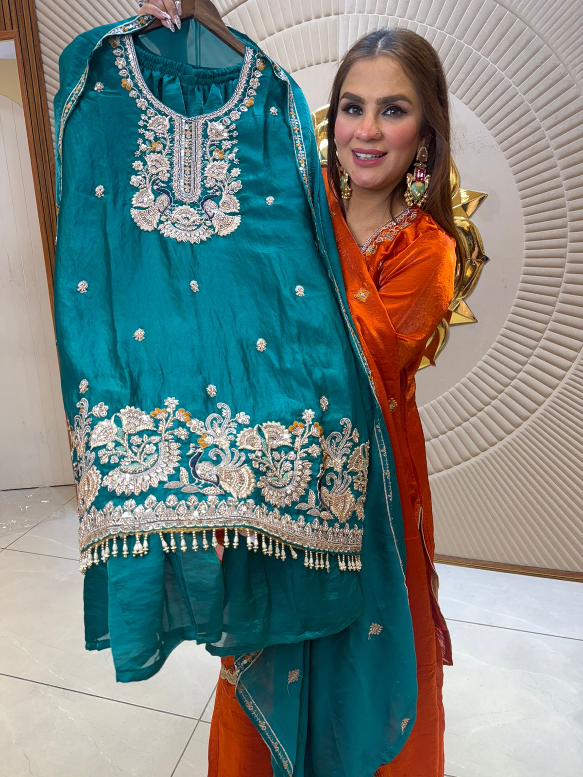 Elegant Full Sleeve Suit With Lace Work PC2551